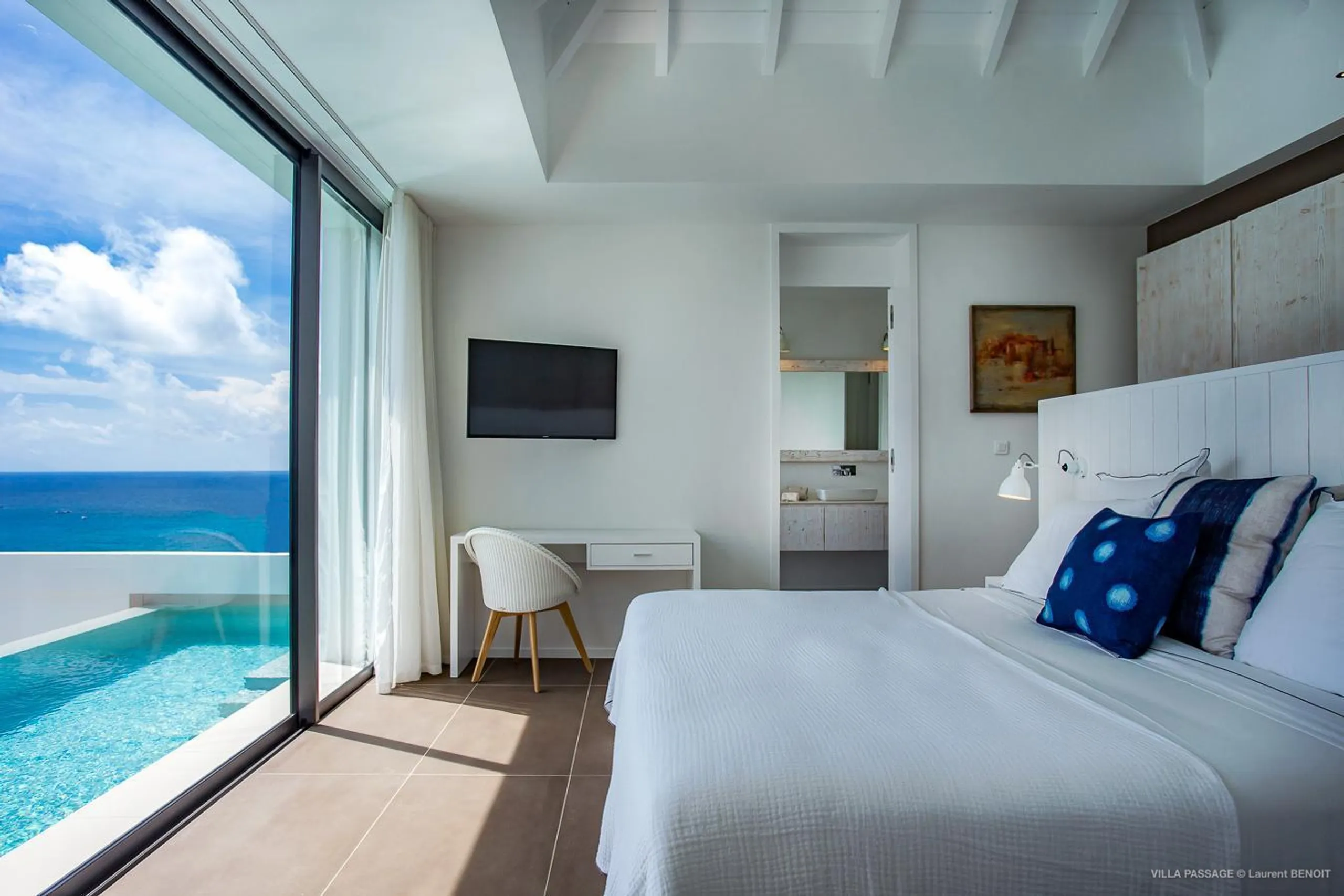 Modern Oceanview Corossol Villa with Private Pool and Walks to Beach — photograph 9