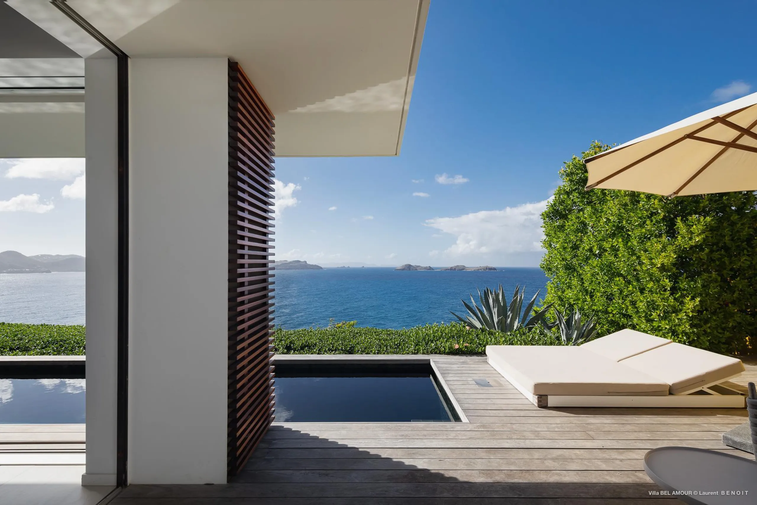 Brilliant Paradise Estate with Private Pool and Ocean Views — photograph 2