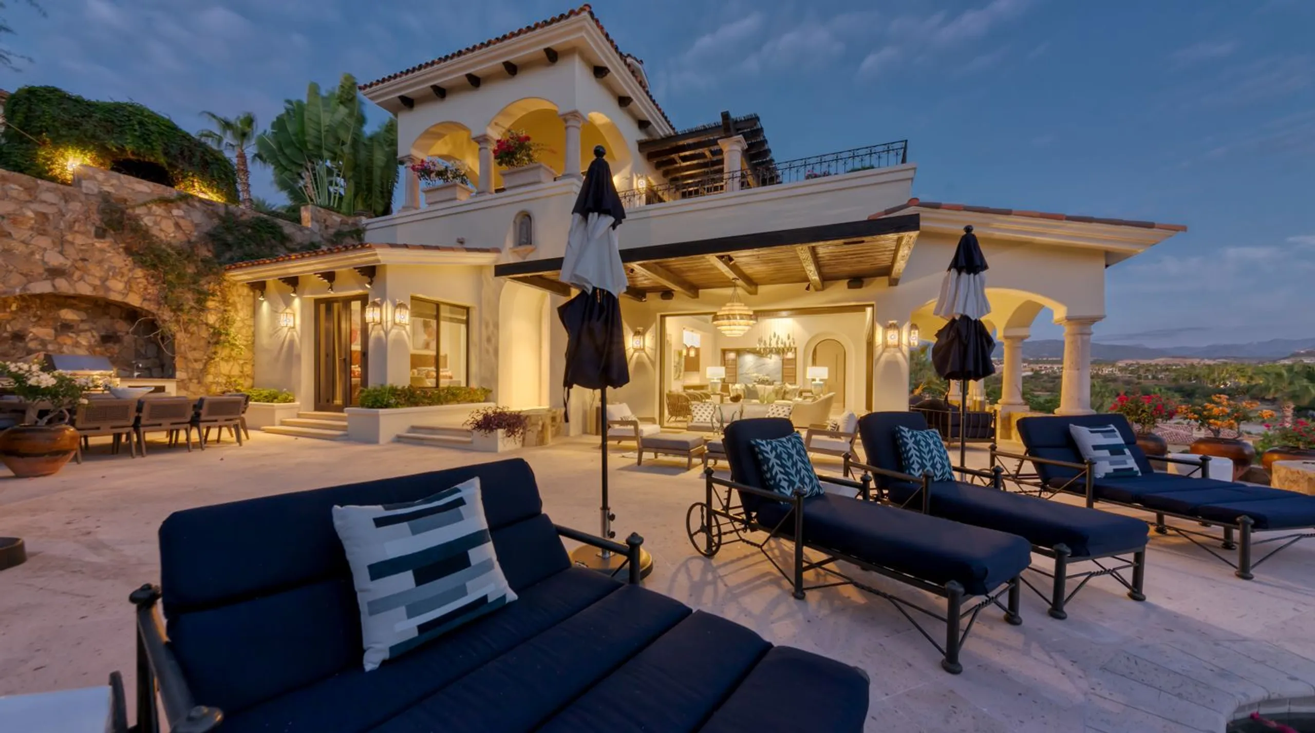 Private Los Cabos Garden Villa with Infinity Pool, Jacuzzi and Ocean Views — photograph 2