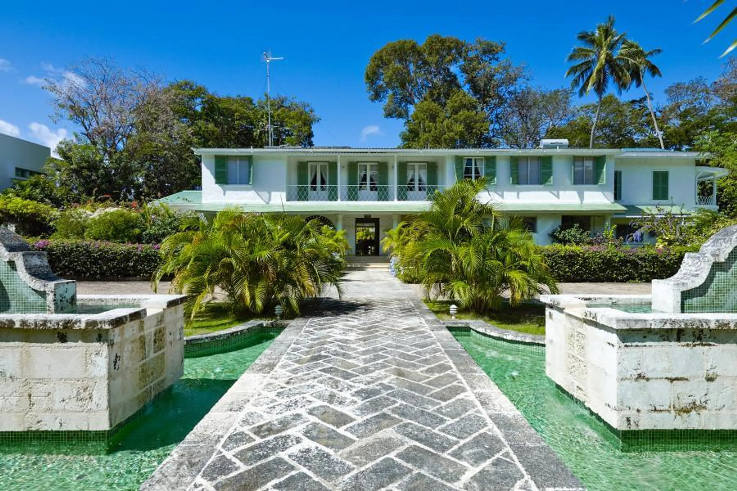 Barbados Majestic Villa with Breathtaking Views of the Caribbean Sea — photograph 3