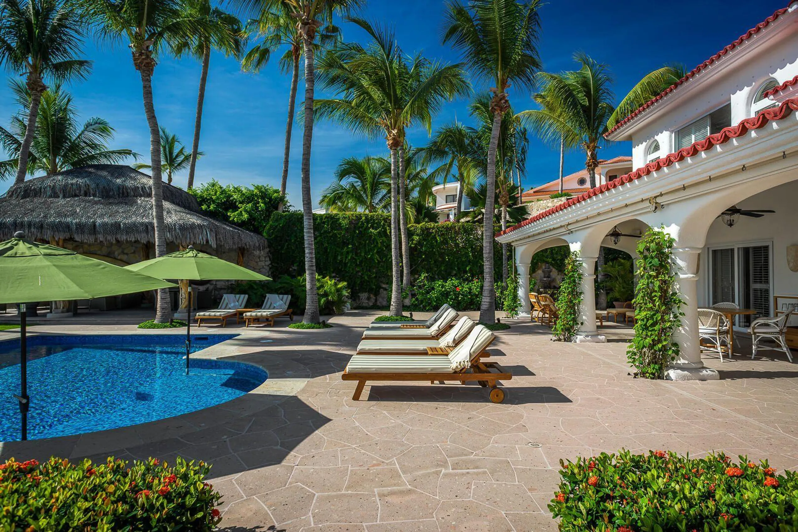 Impressive Palmilla Norte Villa with Pool and Ocean Views; — photograph 8