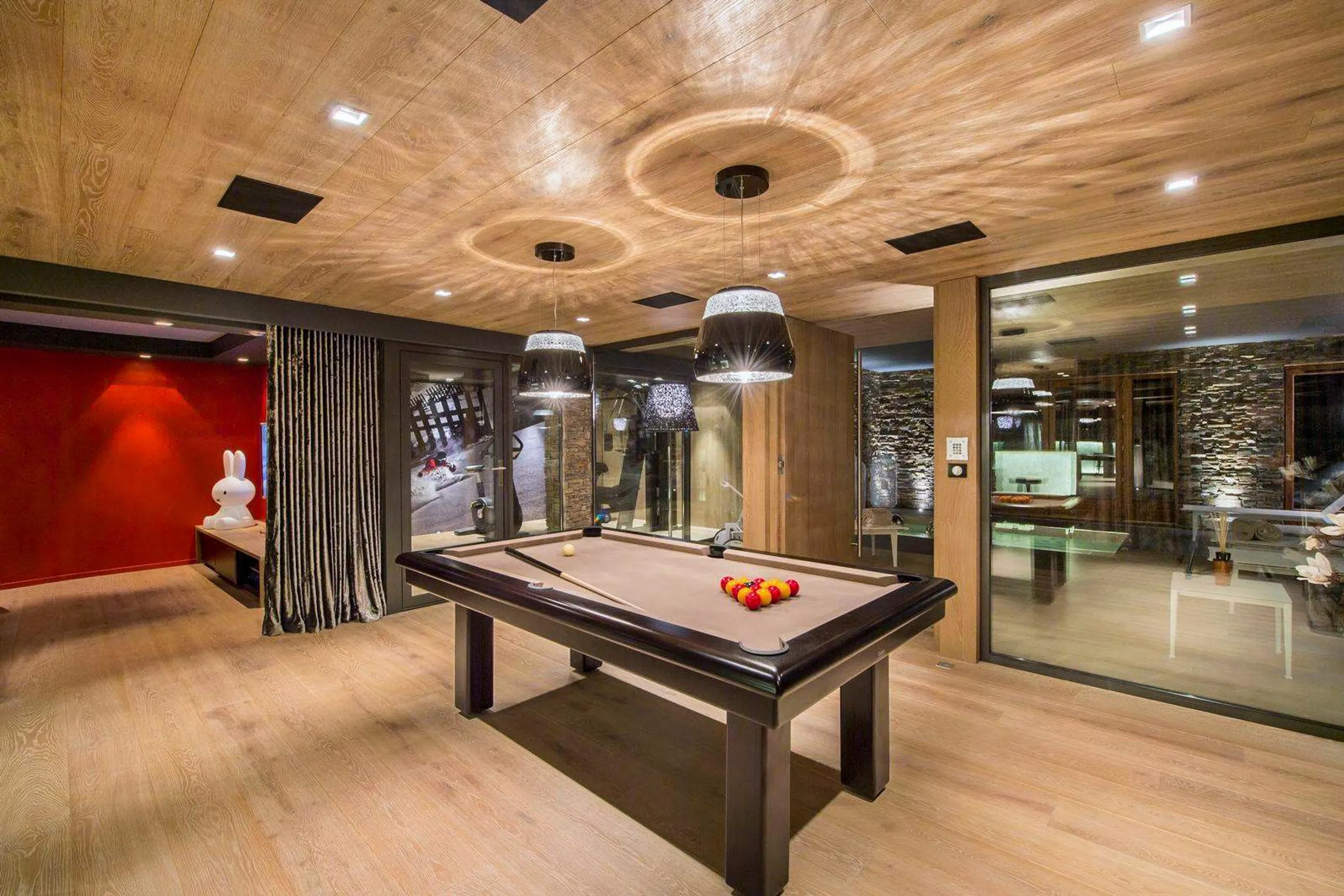 Fantastic 5BR Villa with Pool, Sauna and French Alps Views — photograph 5