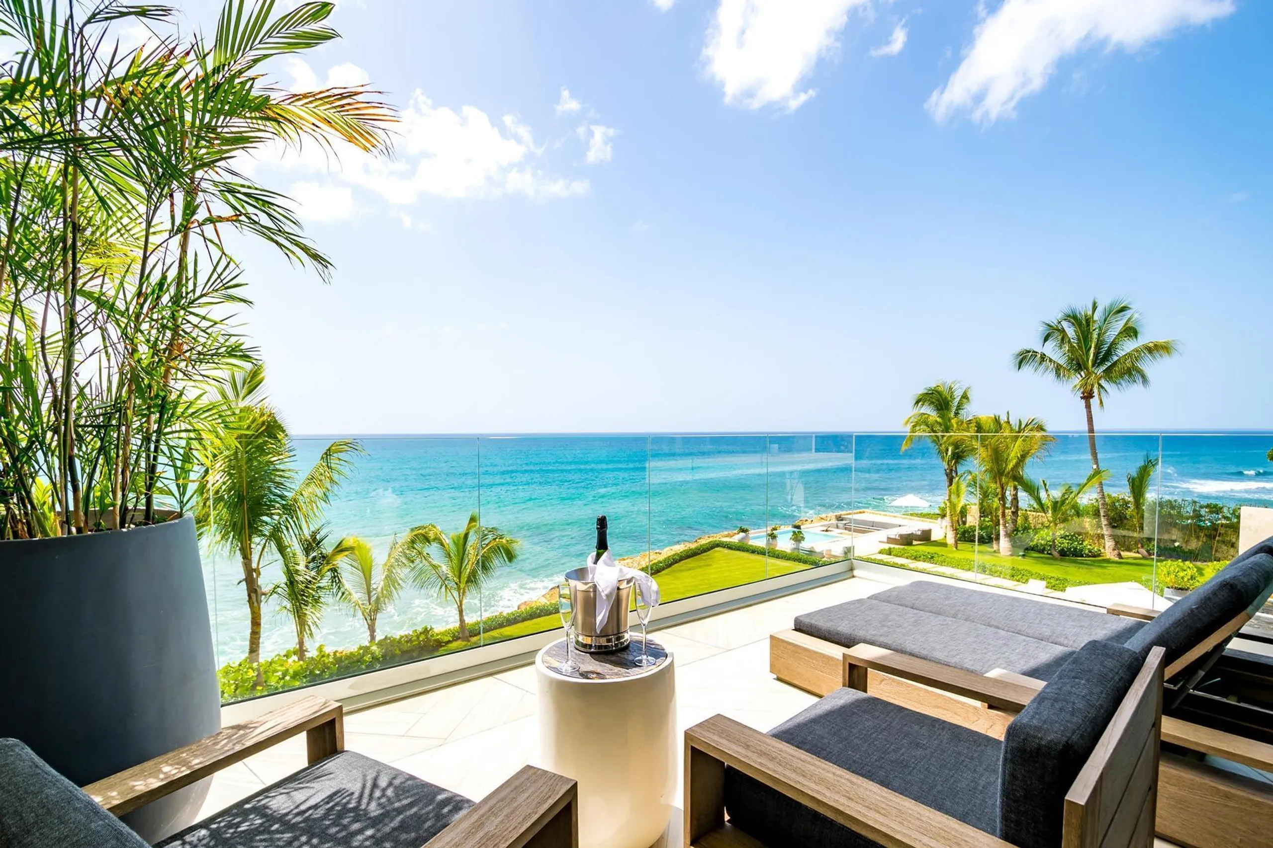 Casa de Campo's Modern Masterpiece Villa with Stunning View of the Ocean — photograph 11