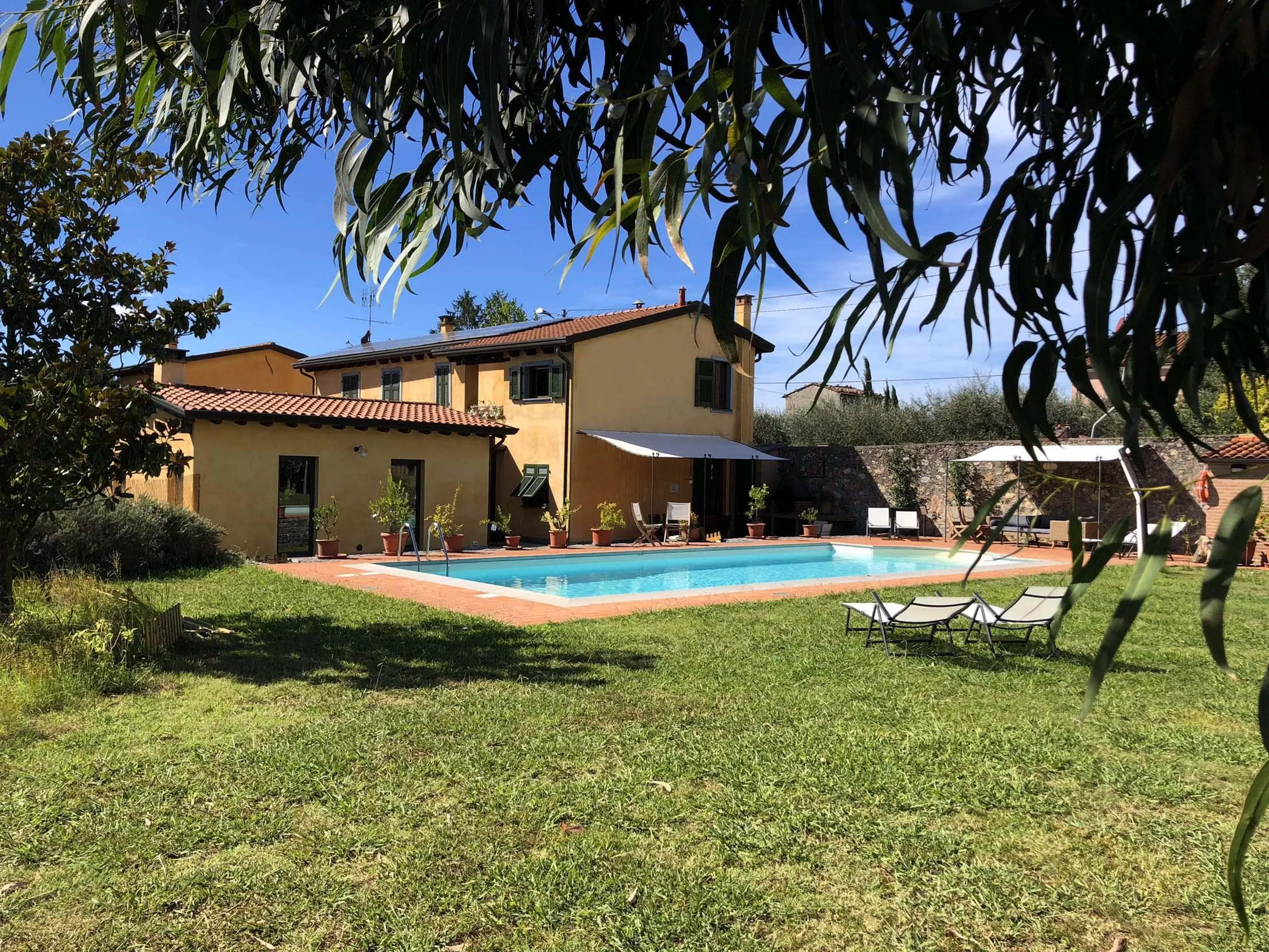 Charming Tuscan-Ligurian Villa with Private Pool, Mountain Views — photograph 5