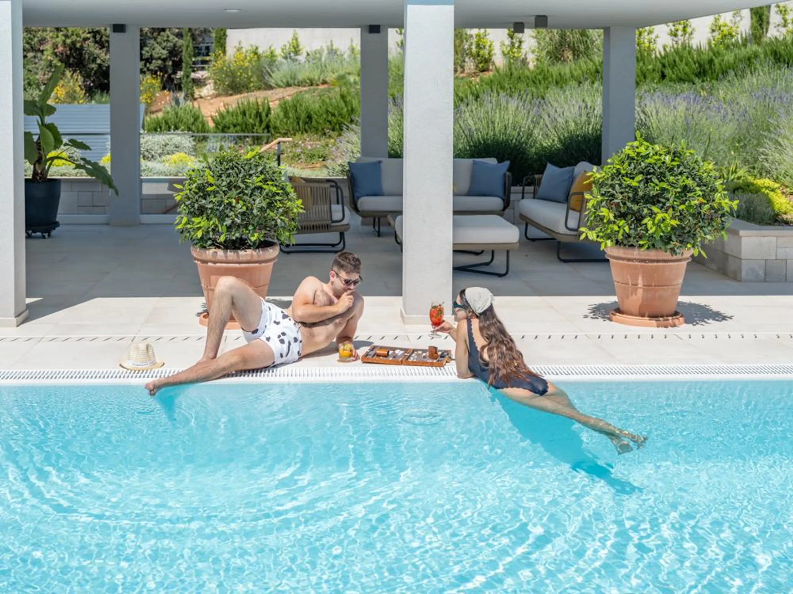 Croatian Paradise Villa with Ocean Views, Infinity Pool, and Historic Charm on Brac Island — photograph 6