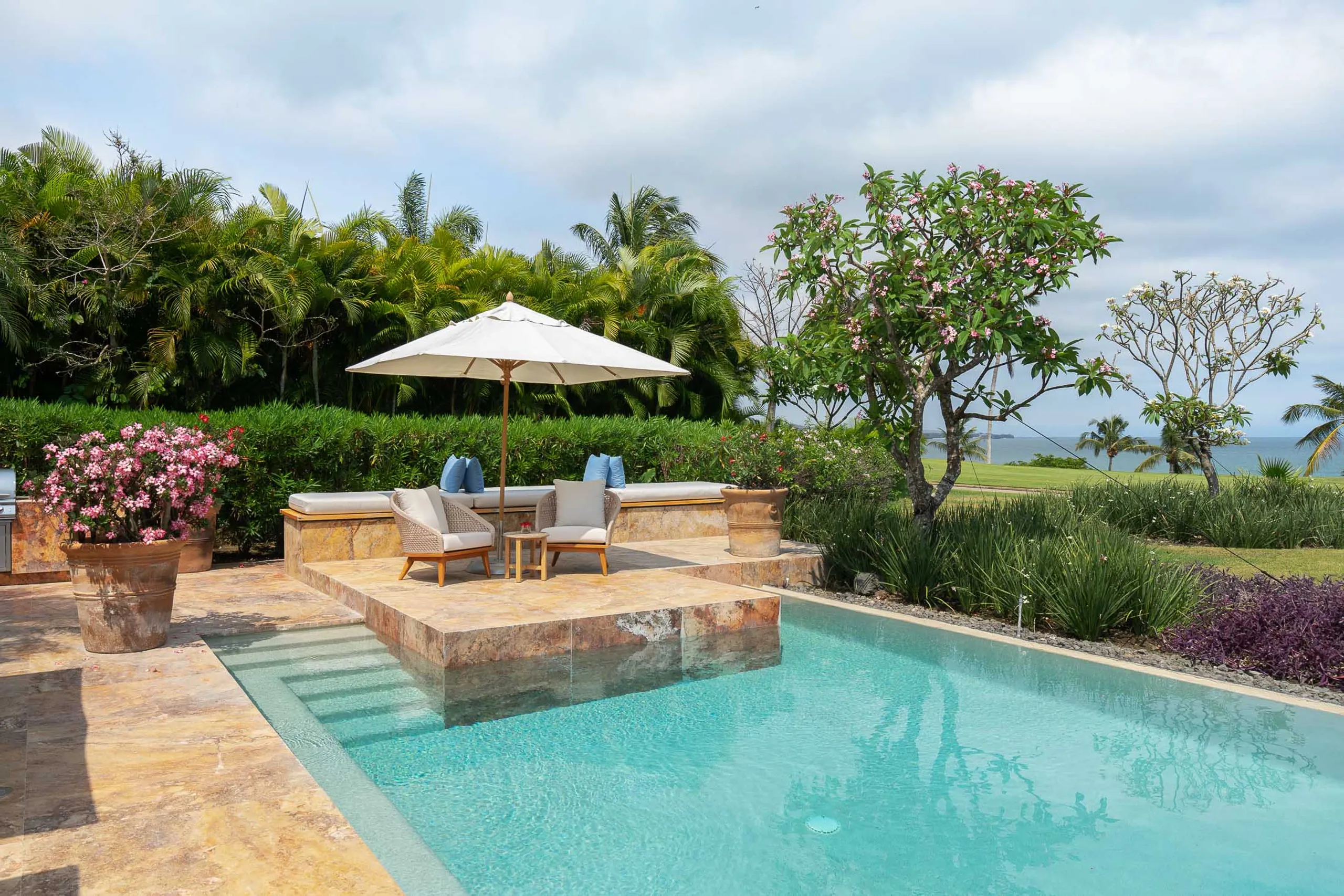 Sophisticated Lagos del Mar Villa with Private Pool & Panoramic Views — photograph 6