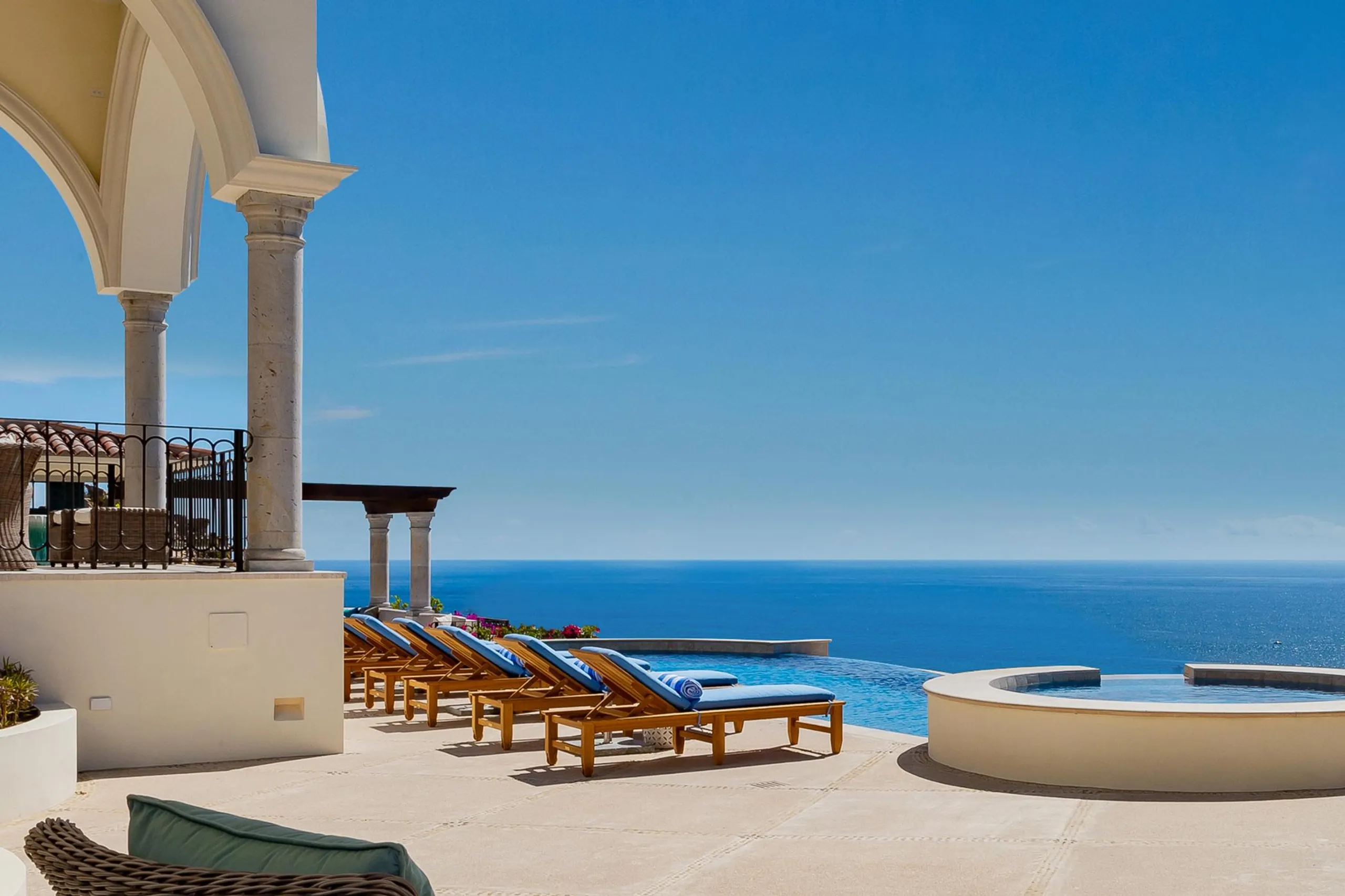 Spectacular Los Cabos Villa in Pedregal with Infinity Pool and Sweeping Ocean Views, Cabo San Lucas