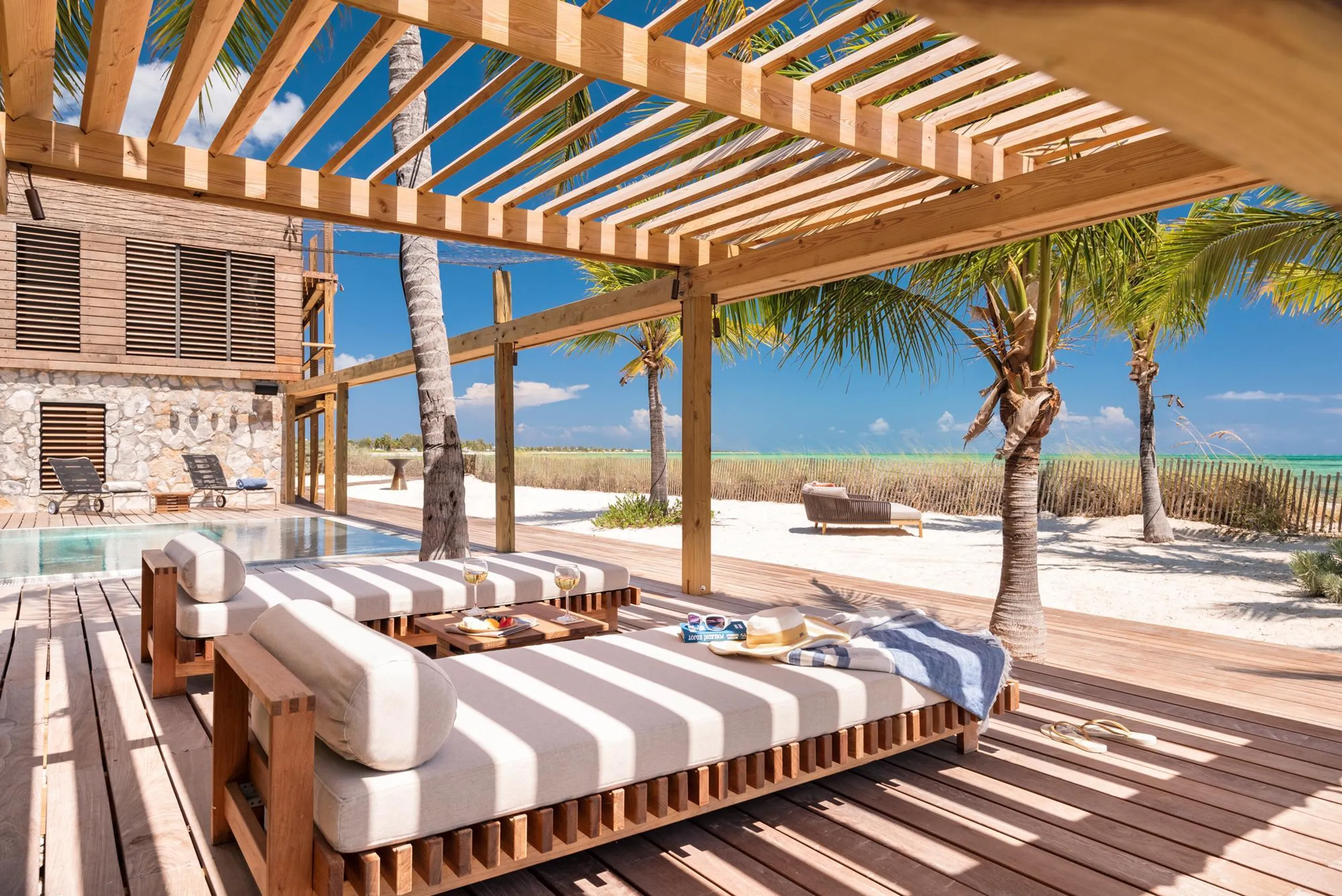 Thompson Cove Retreat: Contemporary Villa with Private Pool — photograph 7