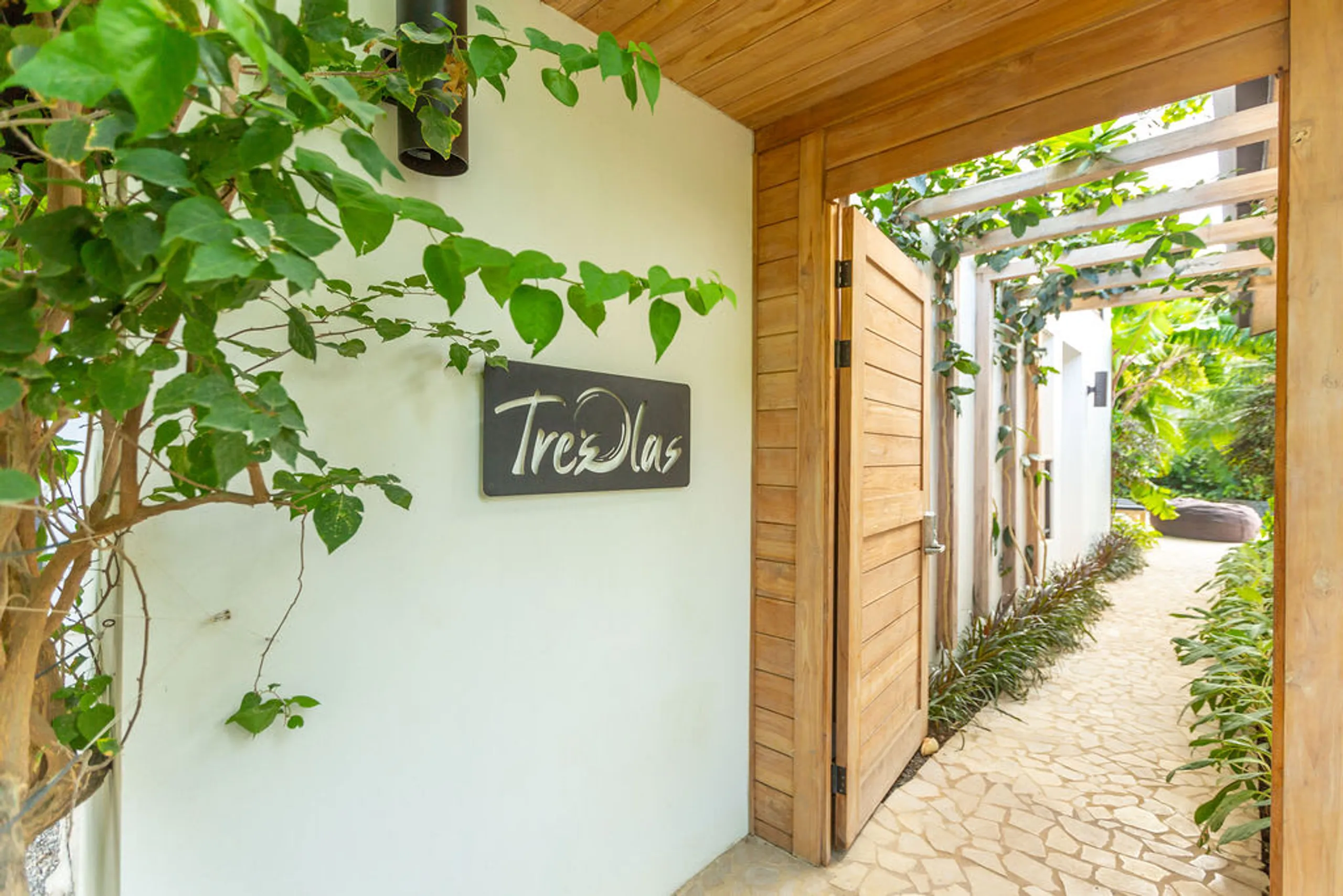 Family-Friendly 4Bedroom Villa with Private Pool and Beach Access — photograph 6