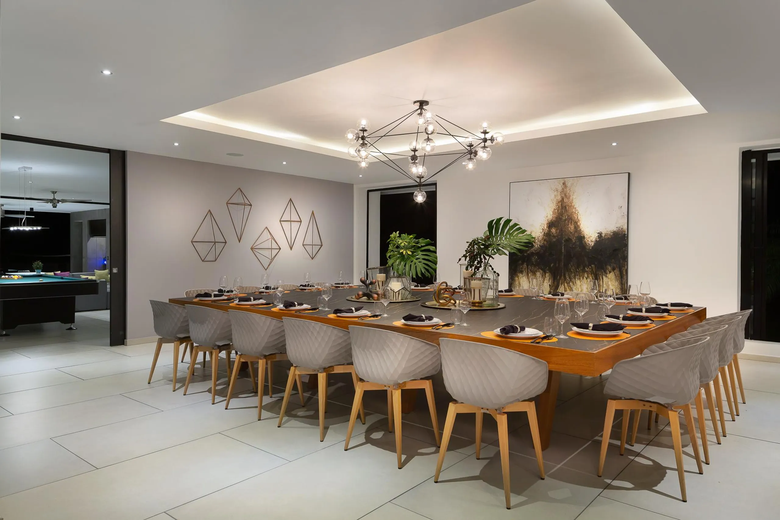 Minimalist Modern Villa with Private Pool and Luxurious Comfort — photograph 11