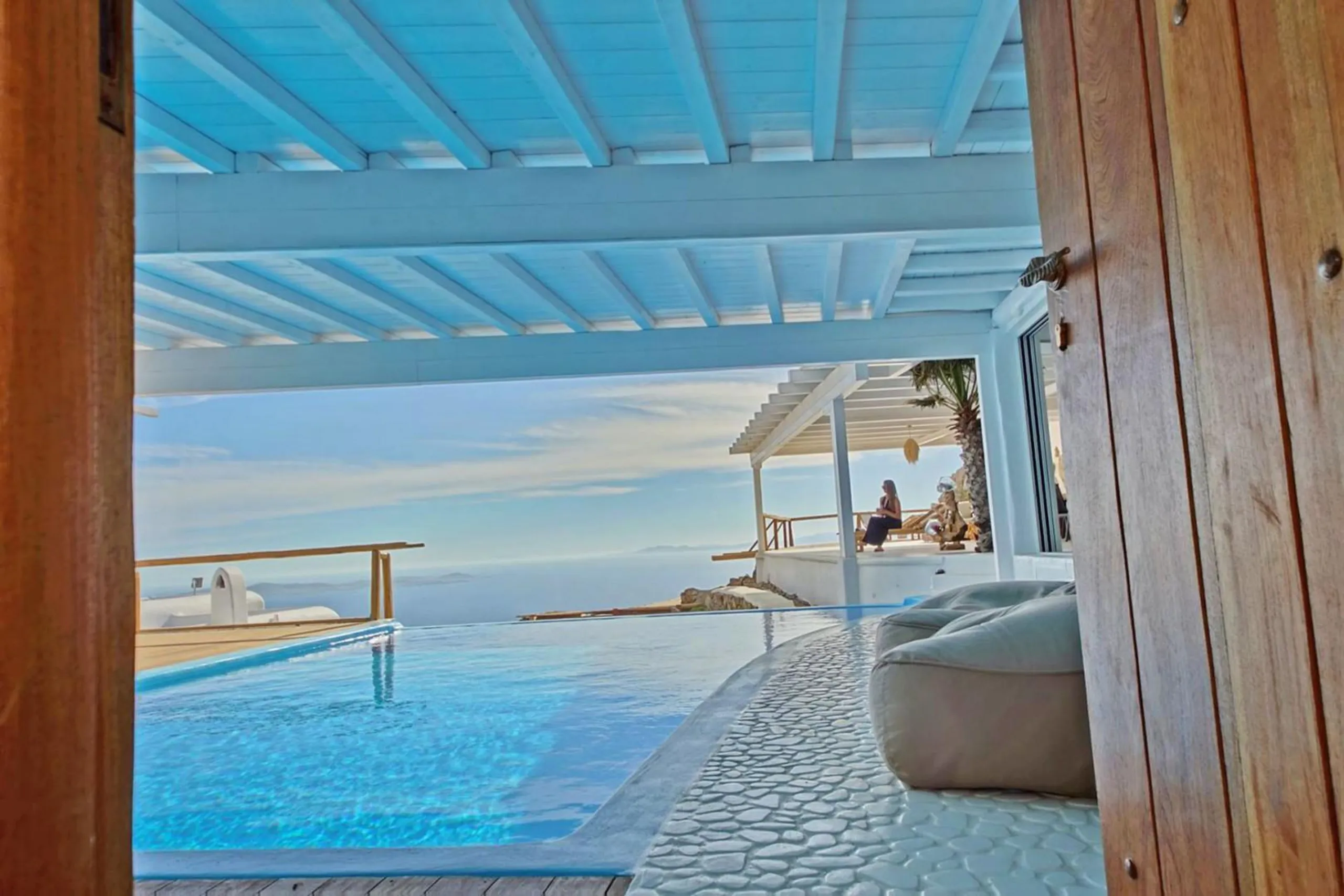 Ultimate Indulgence with Captivating Views with Private Heated Pool and Jacuzzi — photograph 6