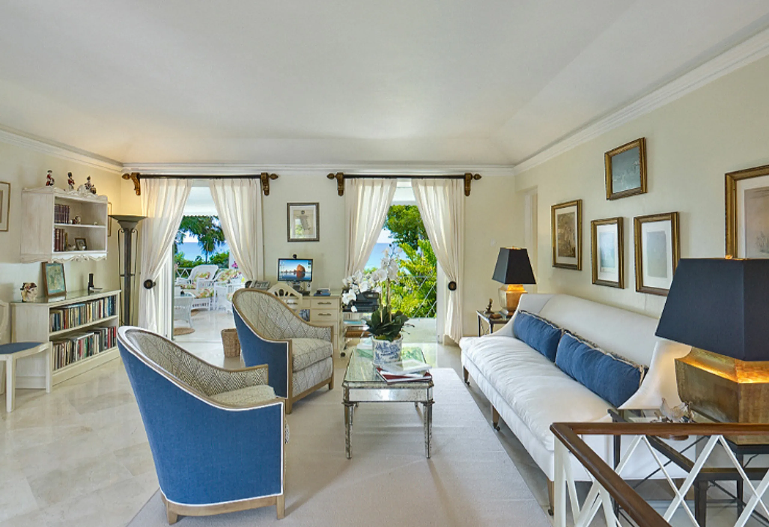 Barbados Majestic Villa with Breathtaking Views of the Caribbean Sea — photograph 9