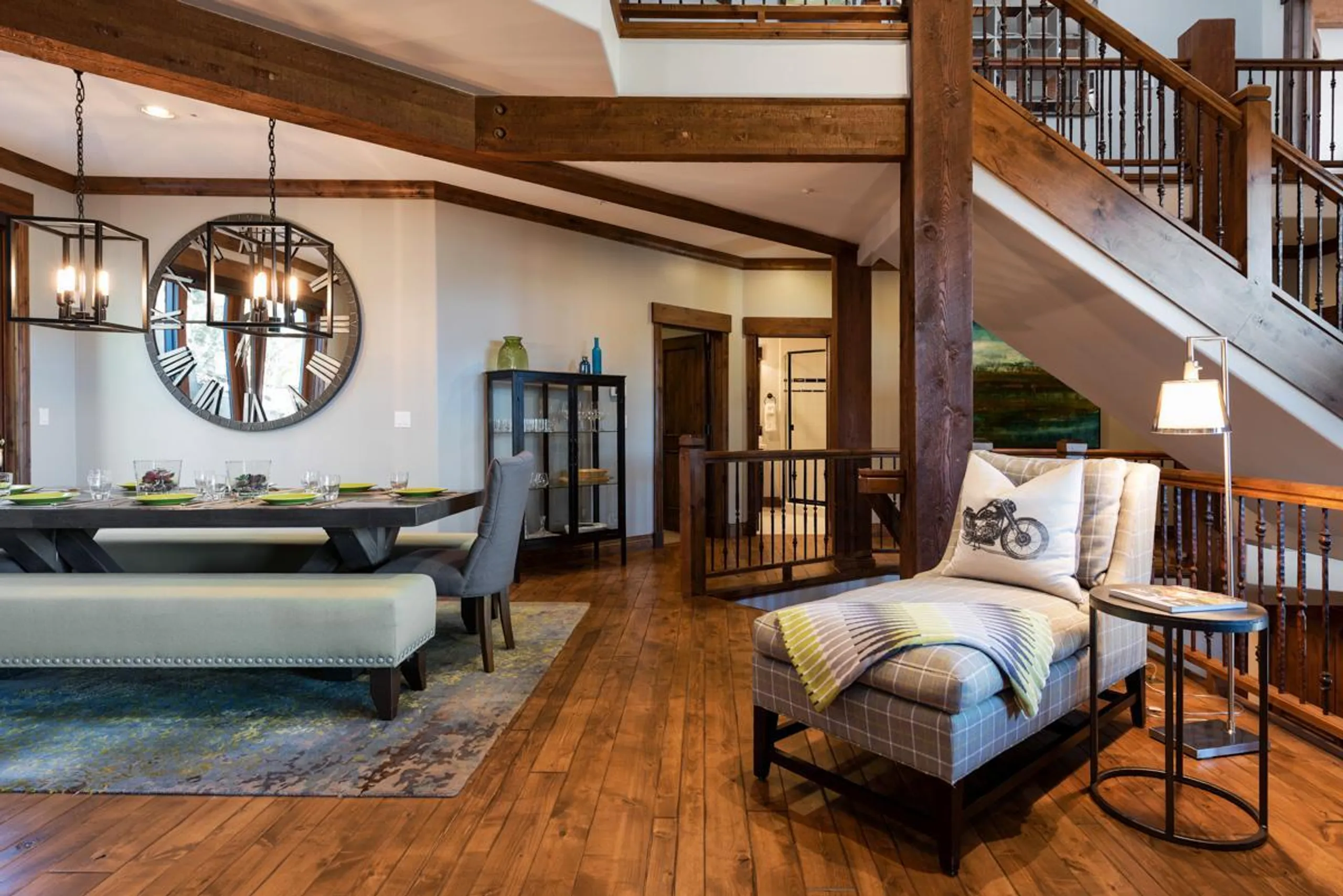 Resplendent Mountain Estate with Private Pool and Hot Tub — photograph 7