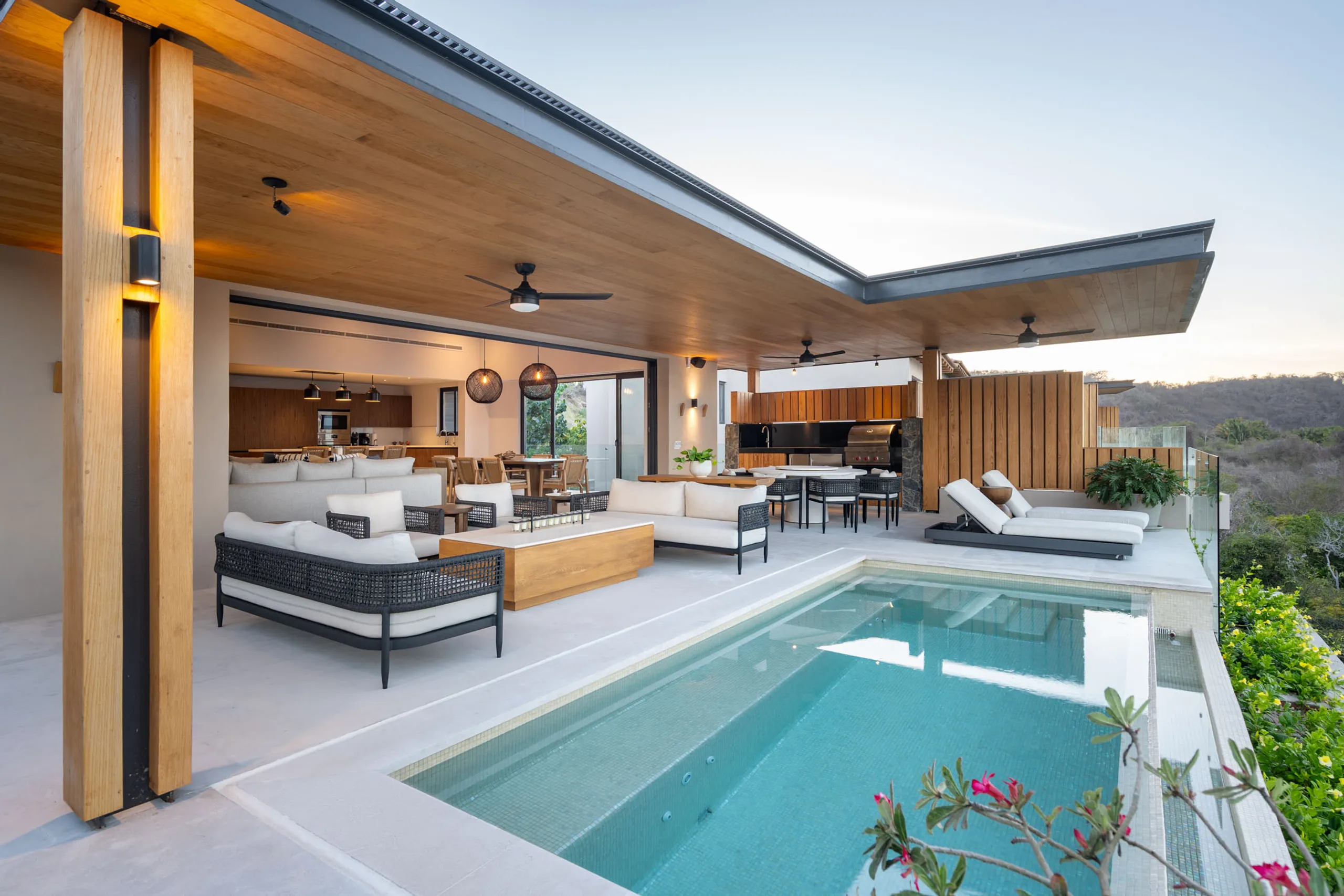 Sophisticated Iyari Punta Mita Villa with Infinity Pool, Chef & Panoramic Views — photograph 2
