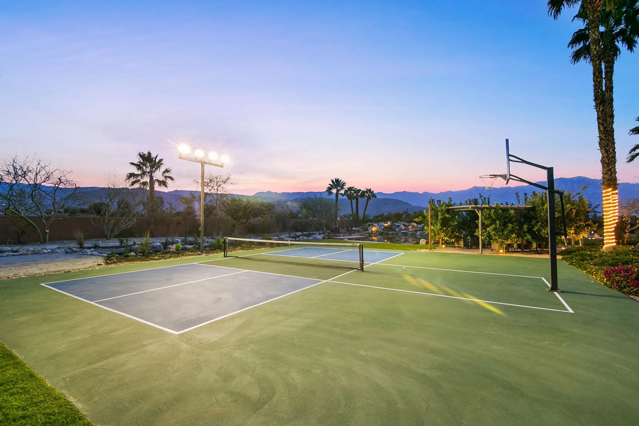 Regal Two Acre Mini Resort with Numerous Play Activities and Private Pool — photograph 11