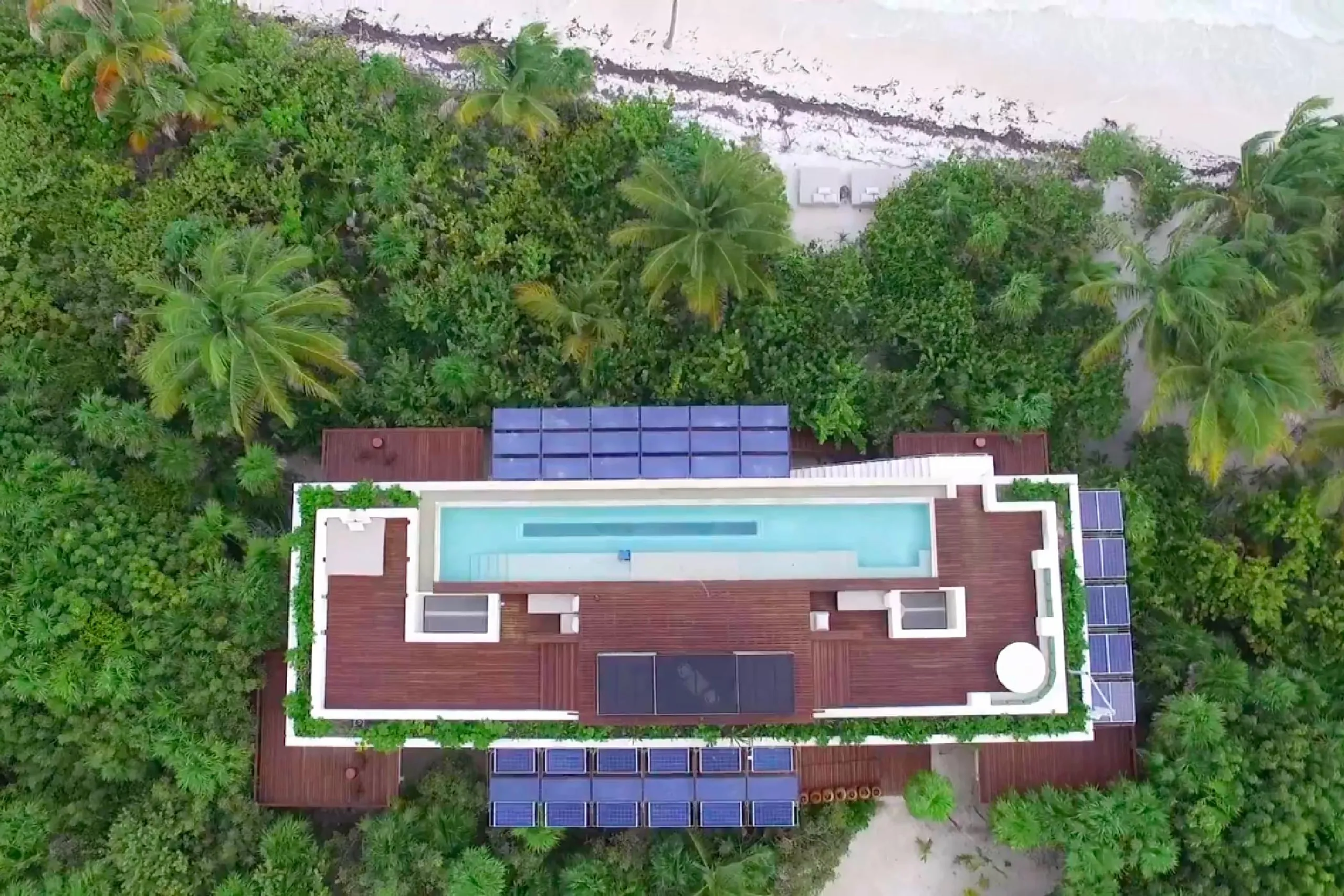 Sian Ka'an Luxury Jungle Eco-Estate with Rooftop Pool and Panoramic Ocean Views — photograph 12