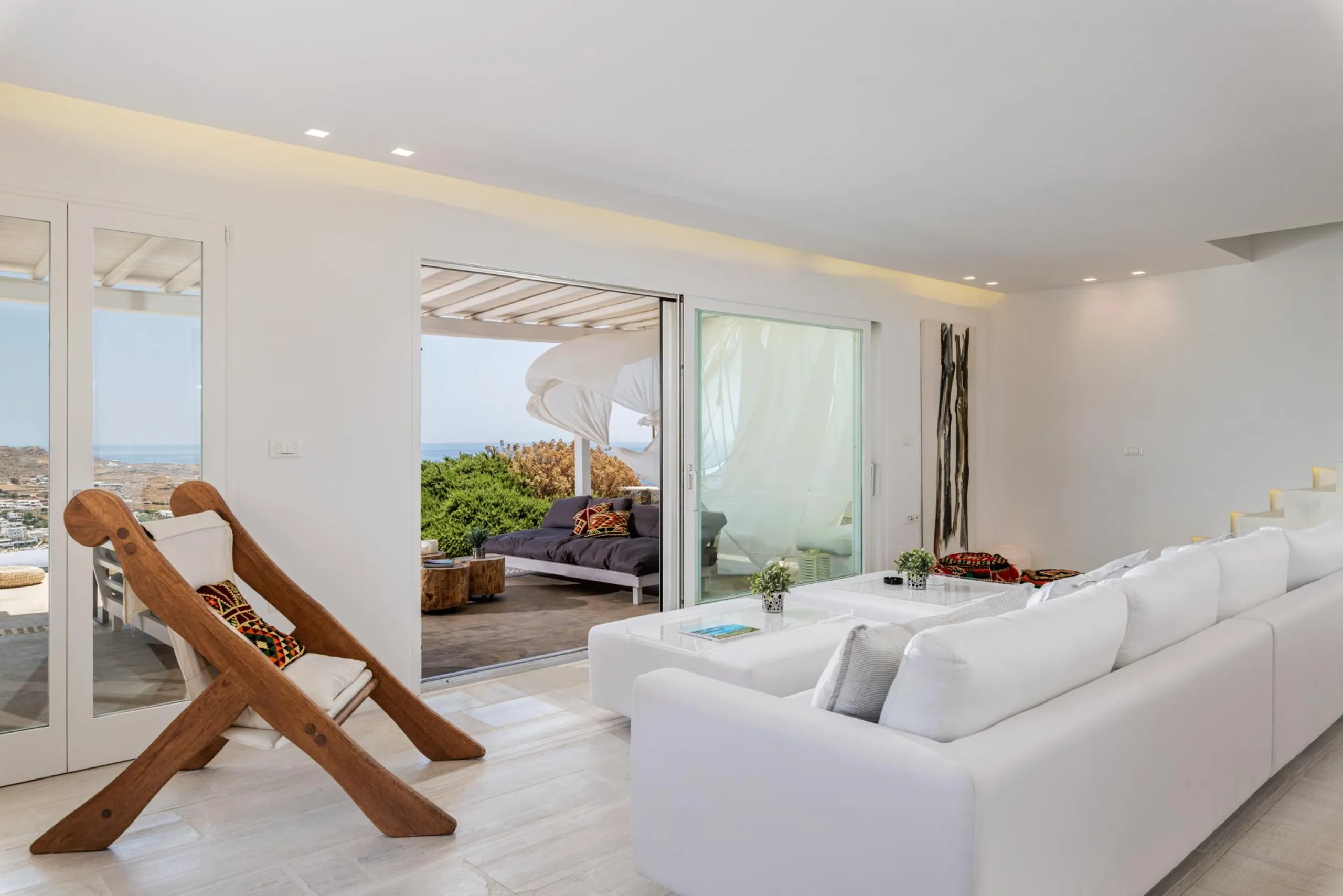 Noble Mykonos Estate with Private Pool and Stunning Views — photograph 7