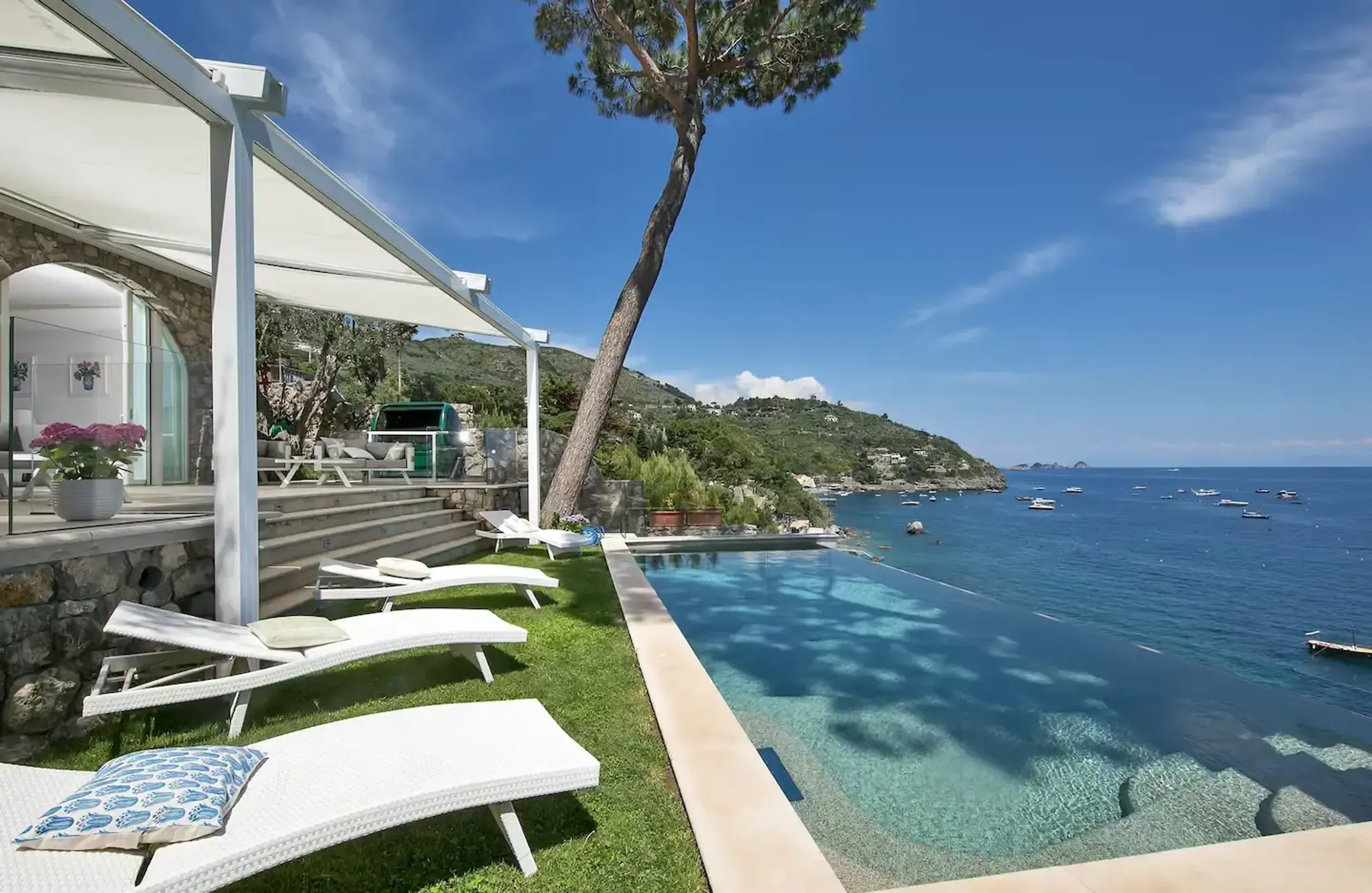 Stunning Nerano Bay Villa with Pool and Beautiful Bay Views — photograph 5