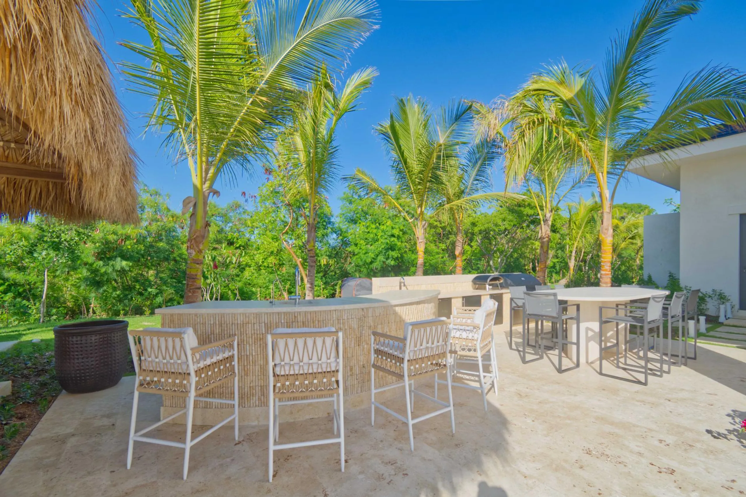 Stunning Higuey Estate with Private Pool, Jacuzzi, and Gazebo — photograph 7