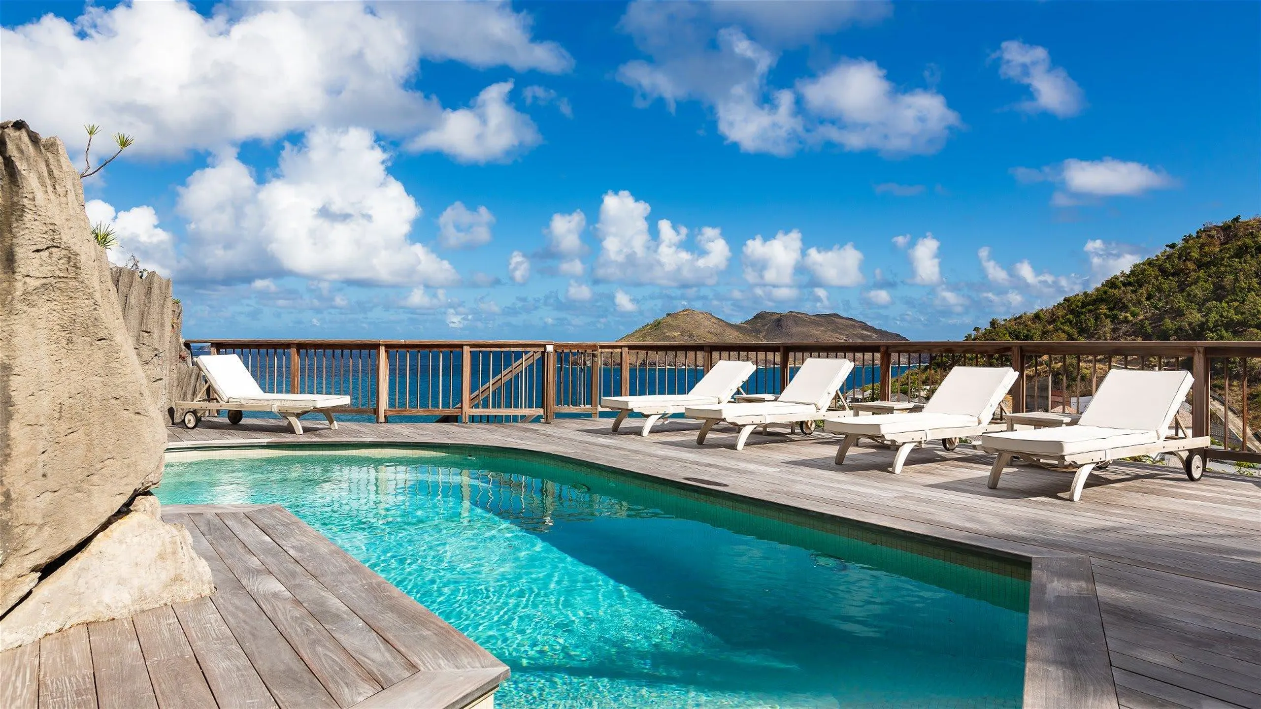 Sumptuous Villa with Ocean View And  Pool — photograph 3
