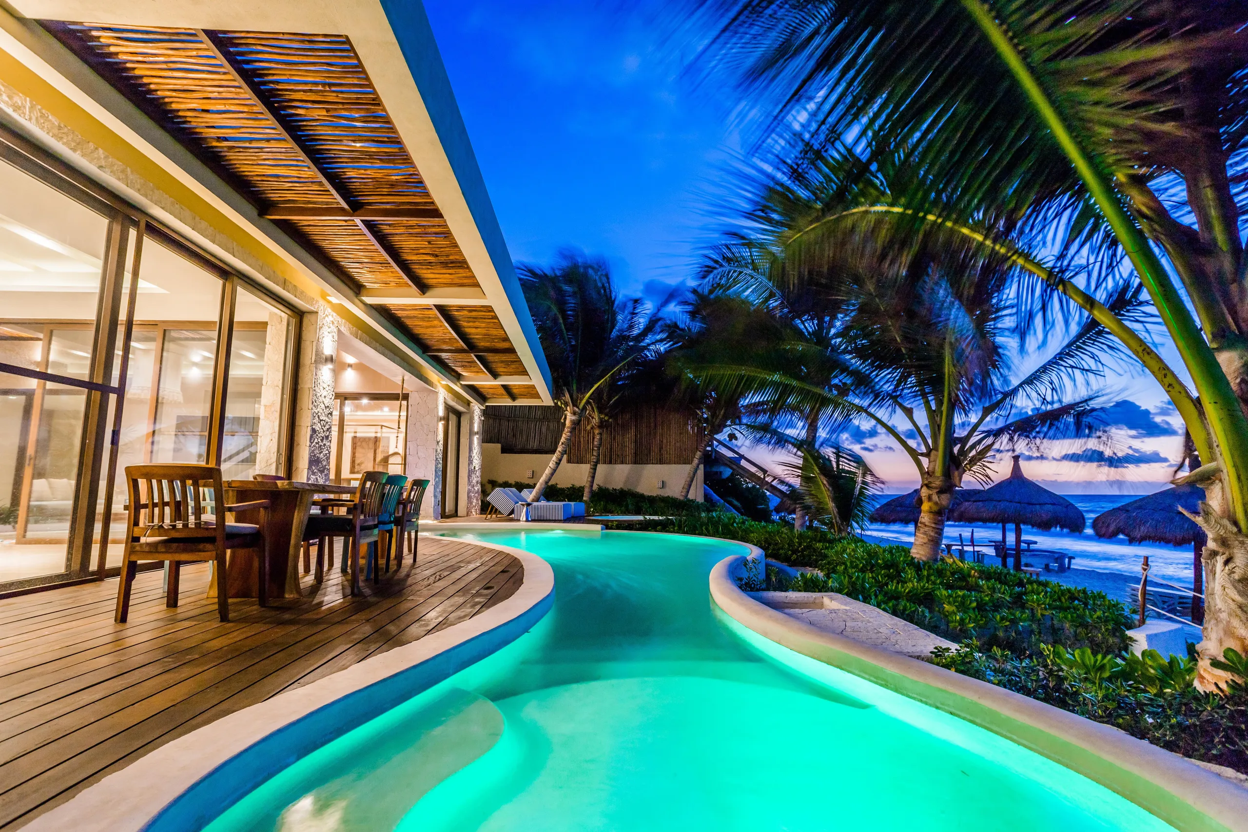 High-End Haven in Paradise with Infinity Pool and Private Beach, Tulum