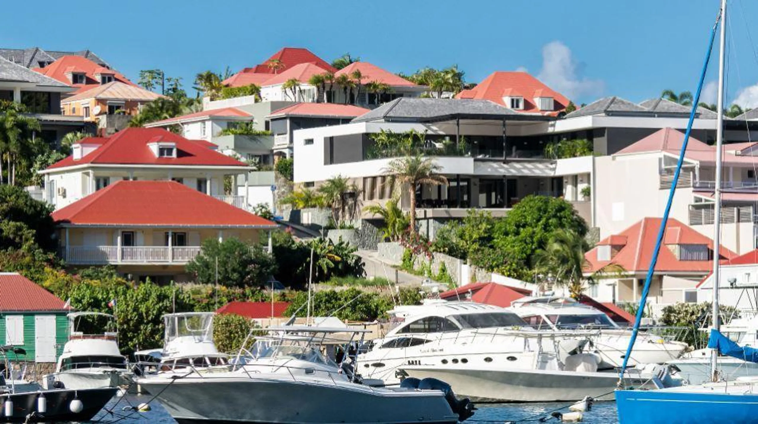 Harborview Serenity: Luxurious Downtown Villa in Gustavia, St Barths — photograph 4