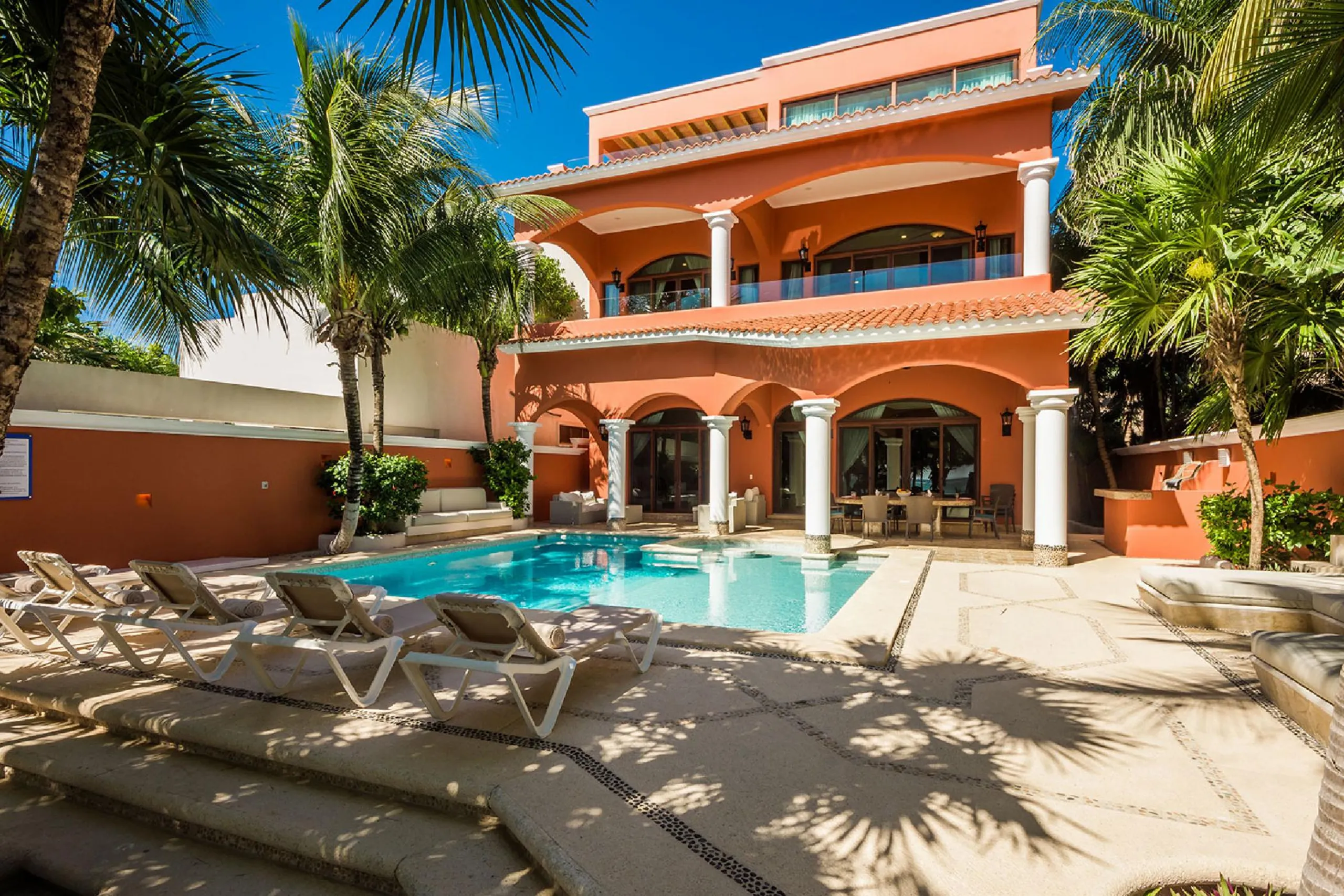 Luxury Seaside Tulum Villa with Private Pool and Magnificent Ocean Views — photograph 11