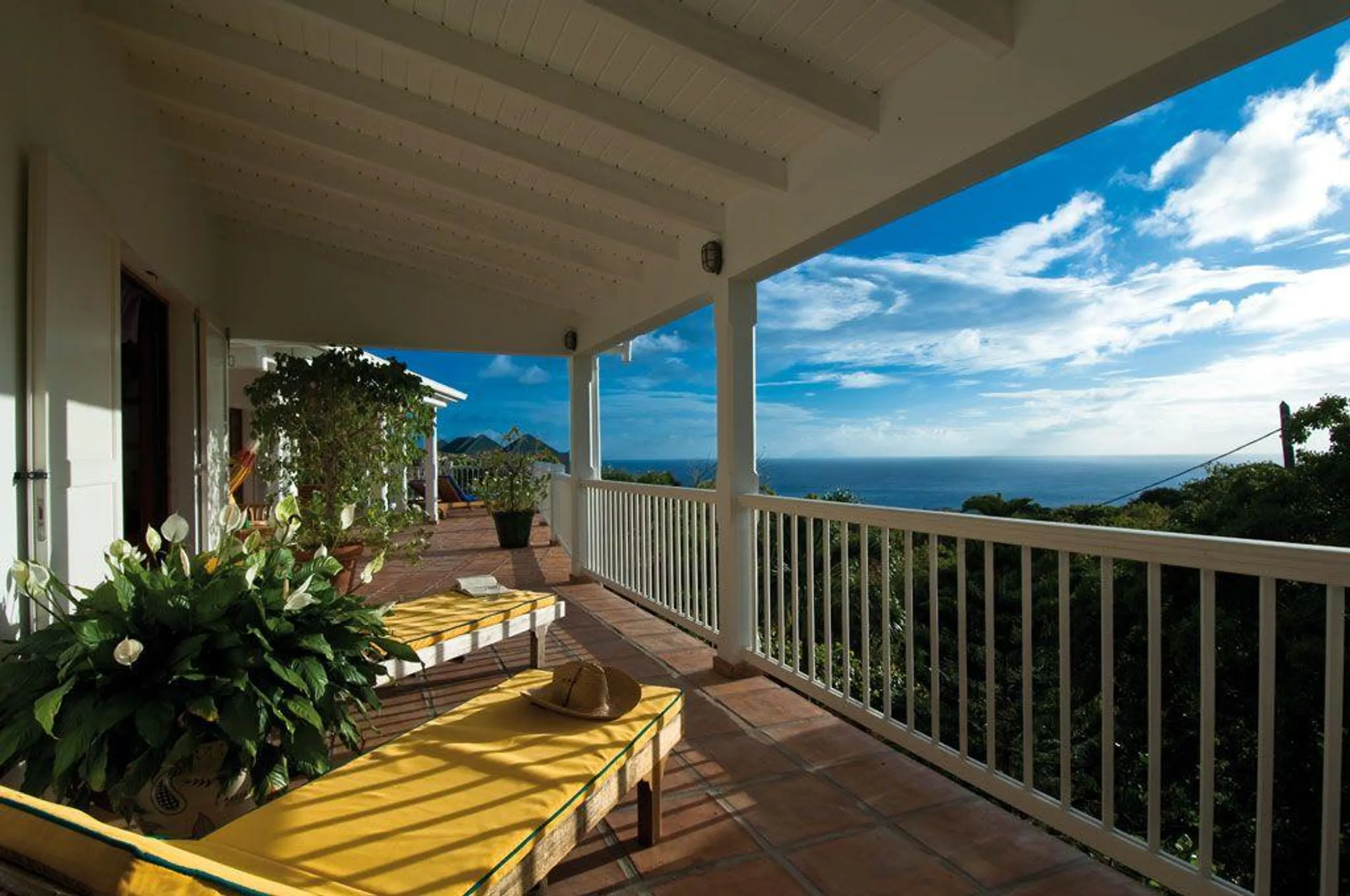 Lavish Summer Villa with Ocean View and 3 Bedrooms — photograph 5