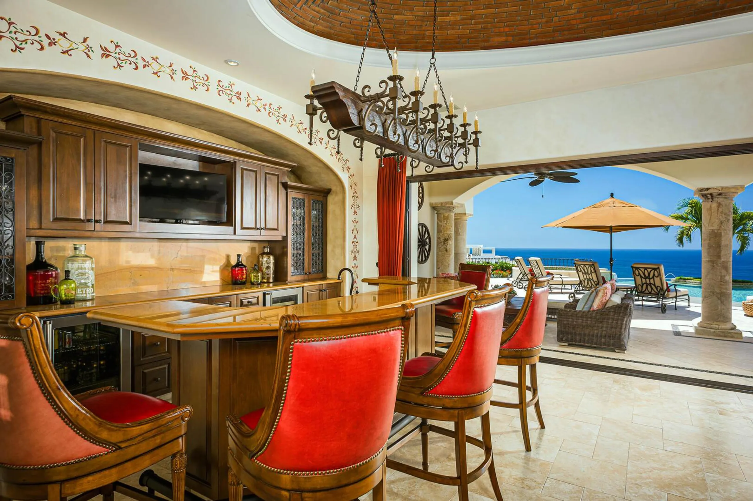 Regal Resort-Style Estate in Puerto Los Cabos with Private Pool and Panoramic Ocean Views — photograph 11