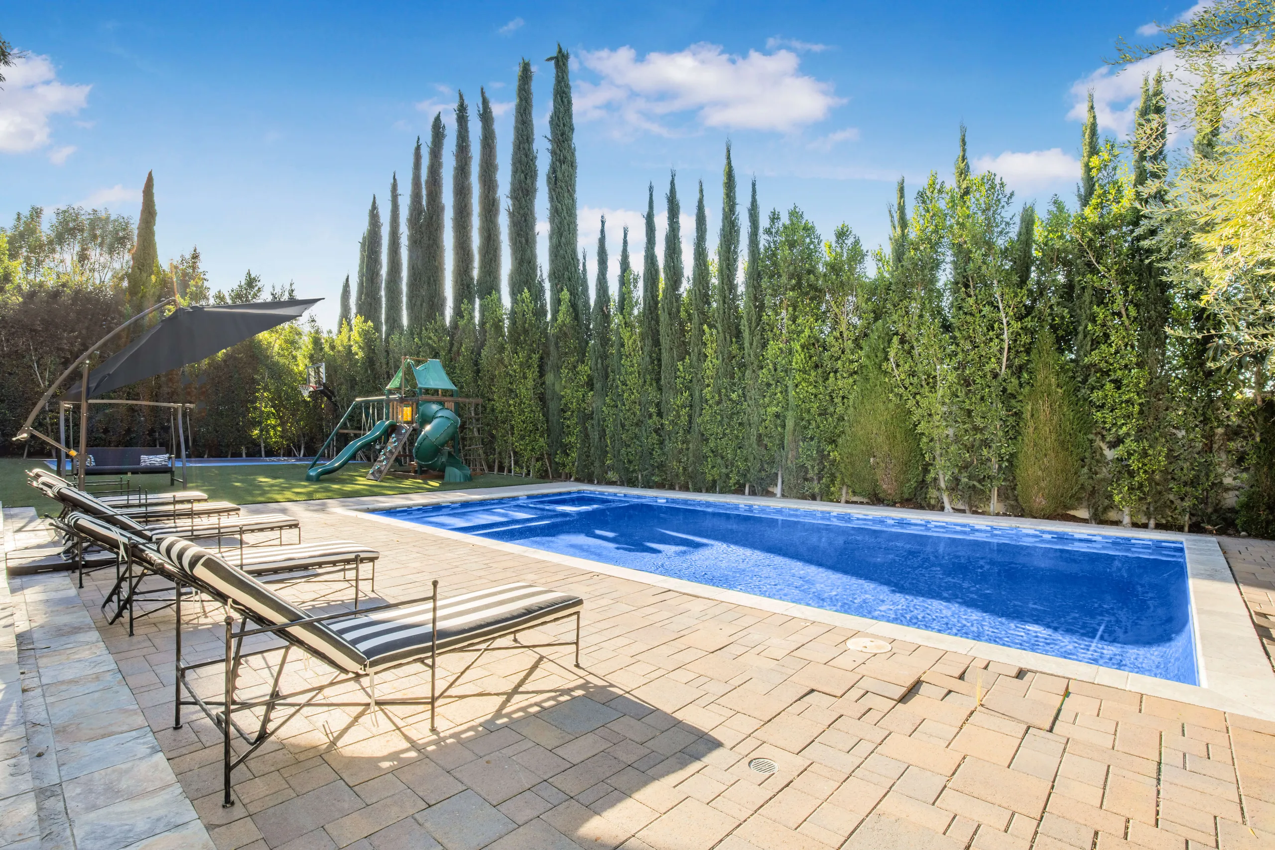 Prestige Accommodation in Sherman Oaks with Private Pool and Breathtaking Panoramic Views — photograph 3