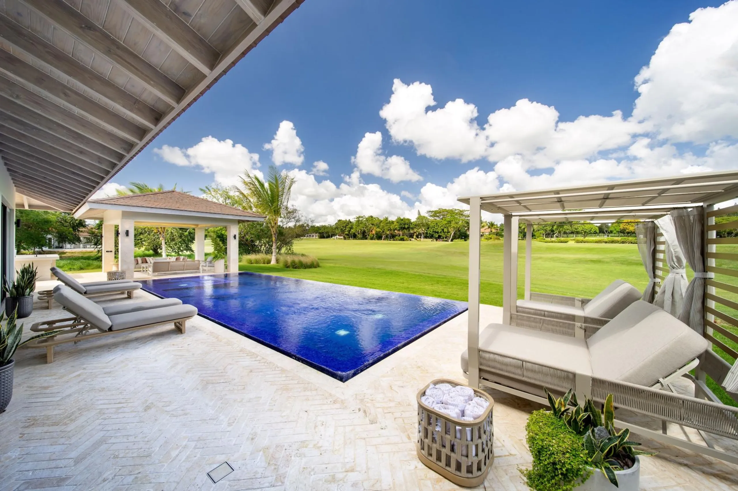 Brand New Single-Level Villa with Golf Course Views in Casa de Campo — photograph 3