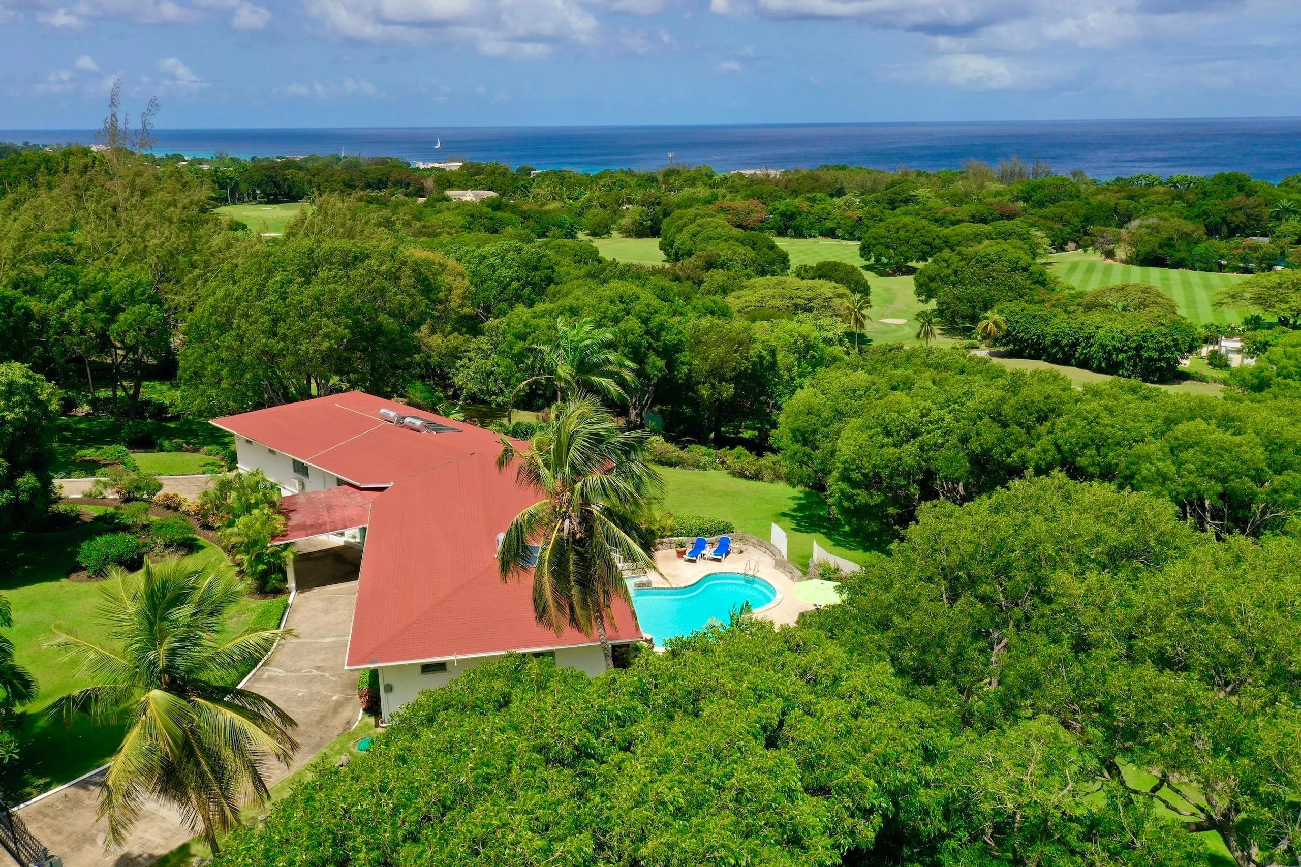 Sandy Lane's Colonial Styled Villa with Beach and Golf Course Access — photograph 7