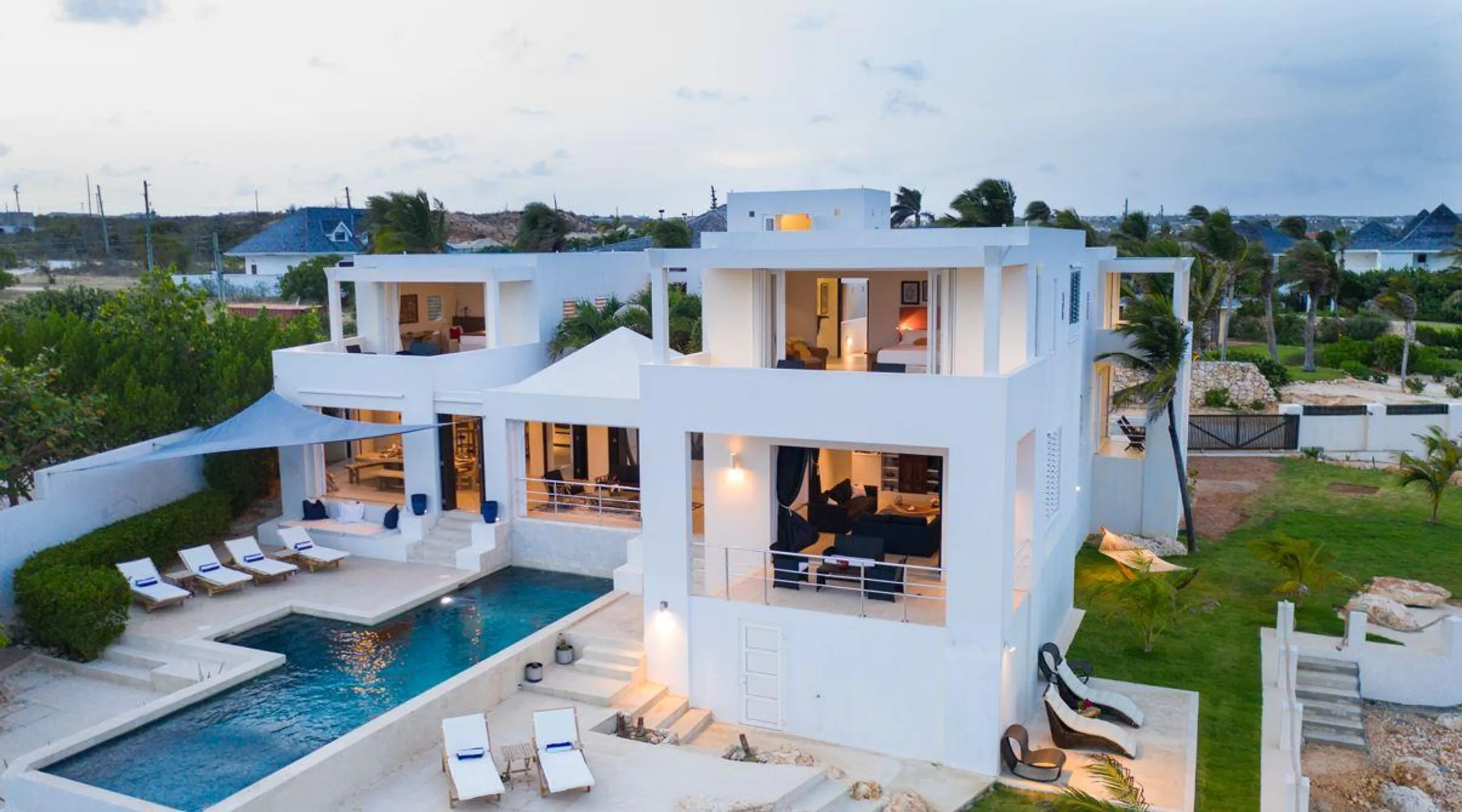 Limin' Da Coconut 6 Bedroom — photograph 2