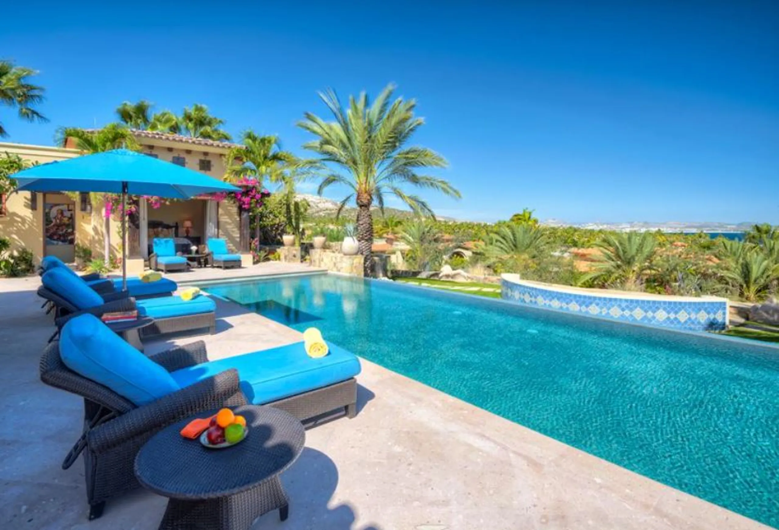 Opulent Los Cabos Villa with Private Infinity Pool, Five-Star Service, Resort Perks and Sea Views — photograph 2