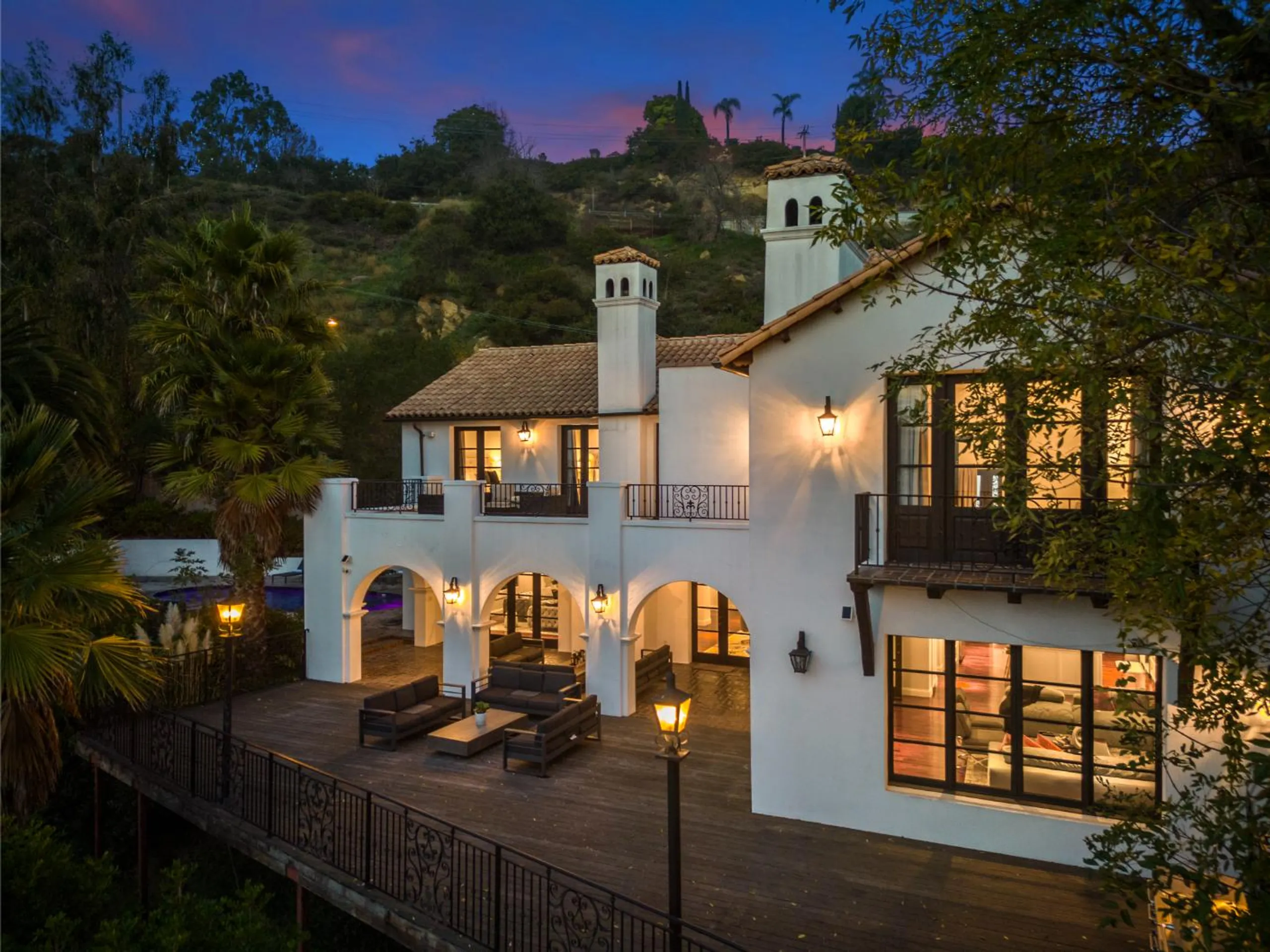 Traditional Spanish Estate with Private Pool — photograph 5