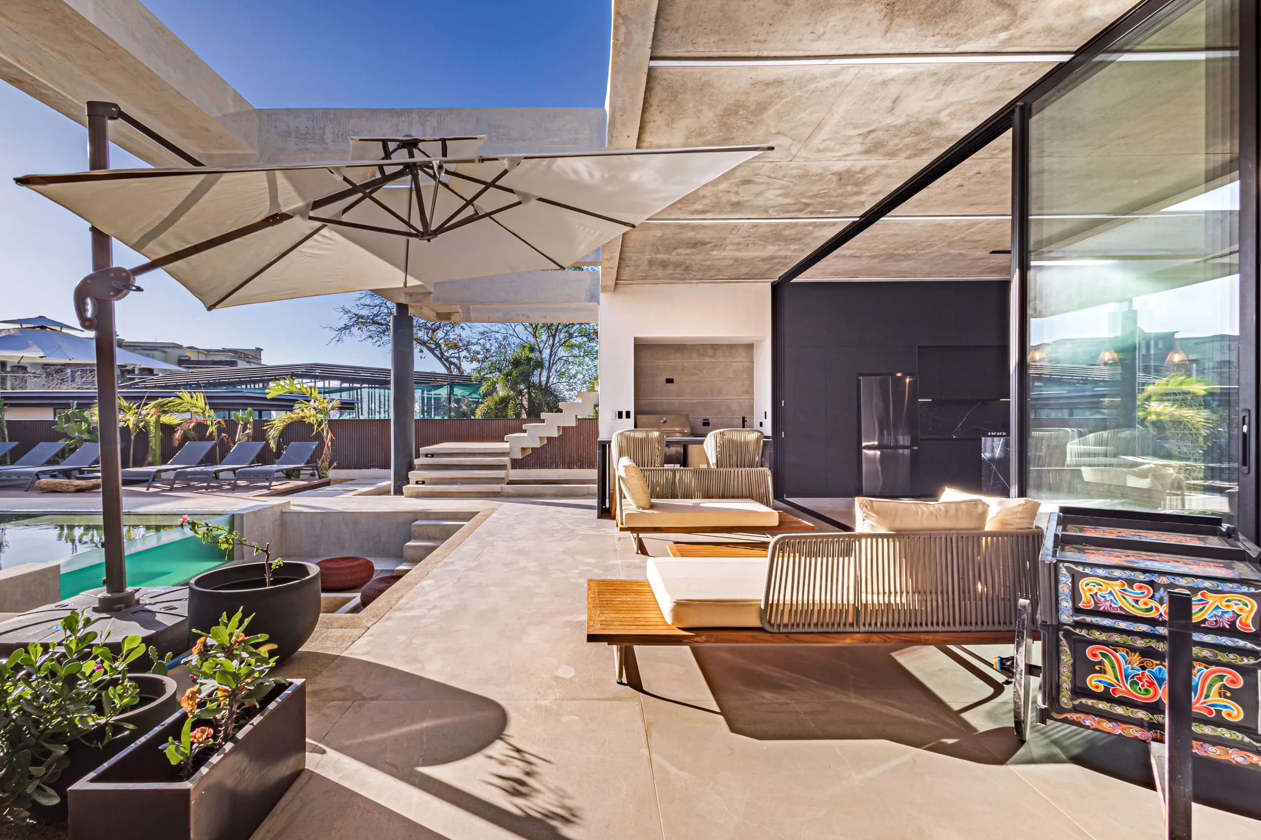 Modern 6-Bedroom Villa with Private Pool, Panoramic and  Floor-to-Ceiling Views — photograph 12