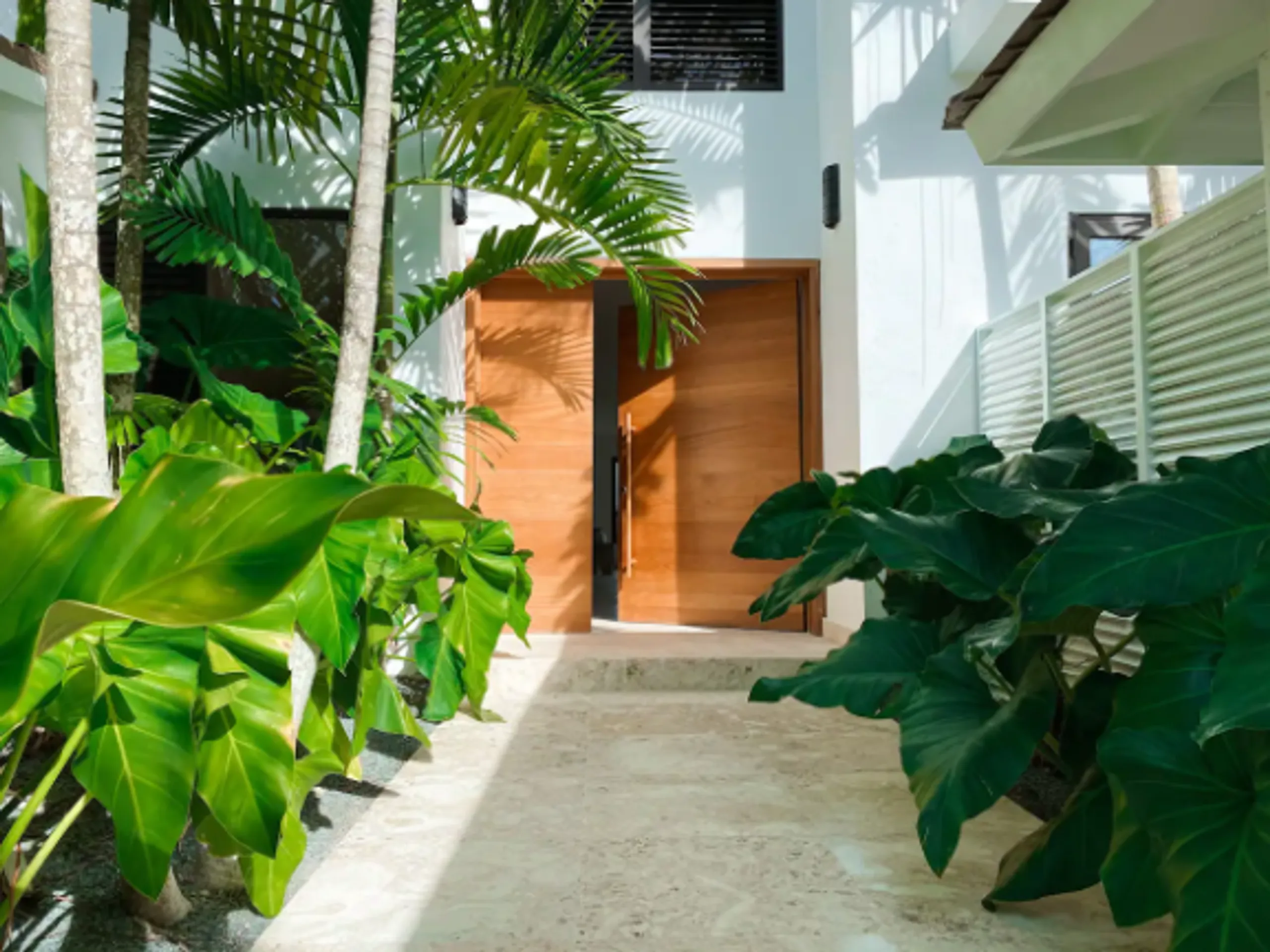 Casa de Campo's Captivating Waterfront Villa with Private Pool — photograph 10