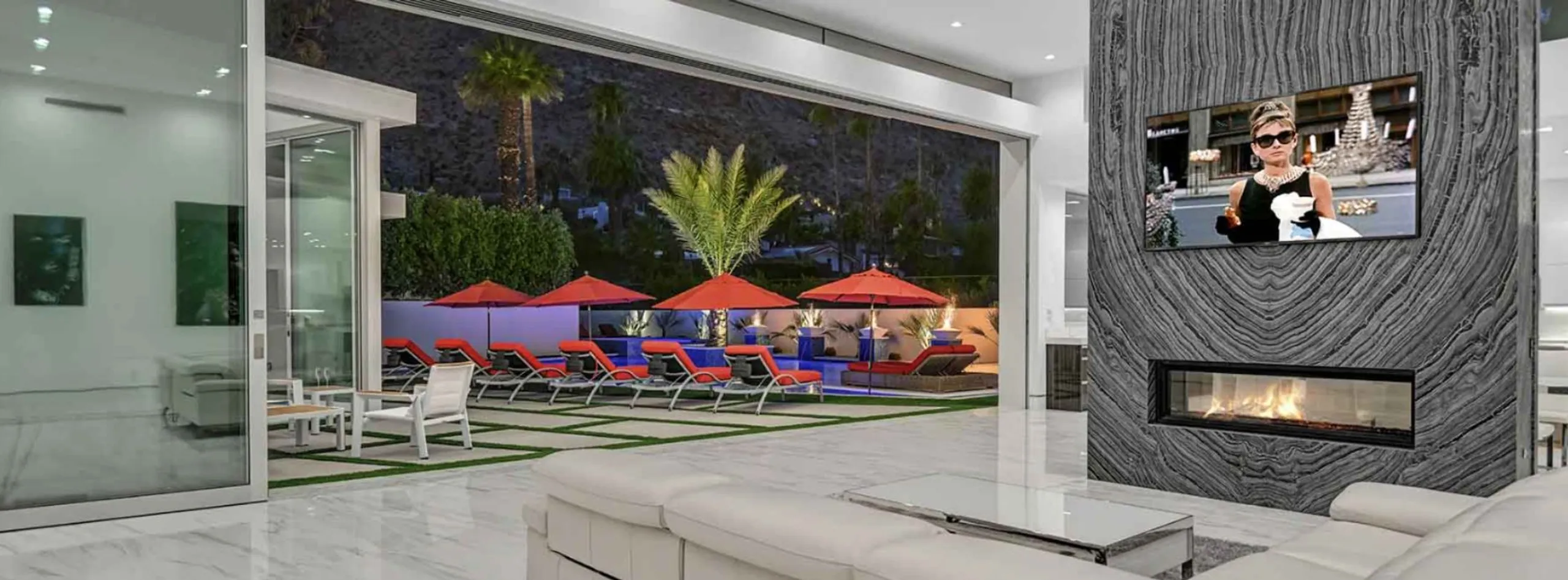 Palm Springs Designer Home: 1,800 Sq. Ft. Pool, 5 Master Suites & Mountain Views — photograph 4
