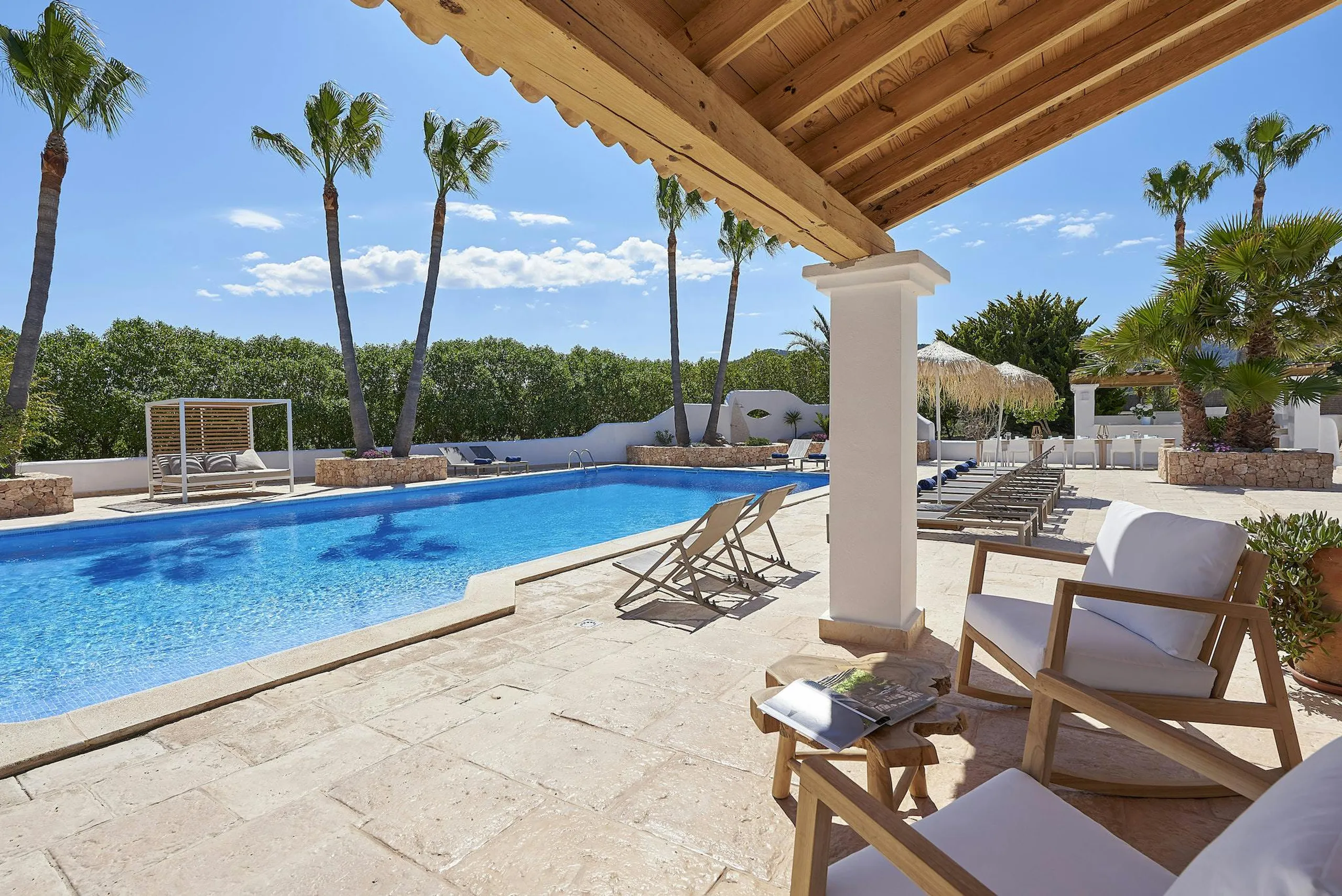 Elegant Spanish Estate in Ibiza with Private Pool and Gazebo — photograph 9