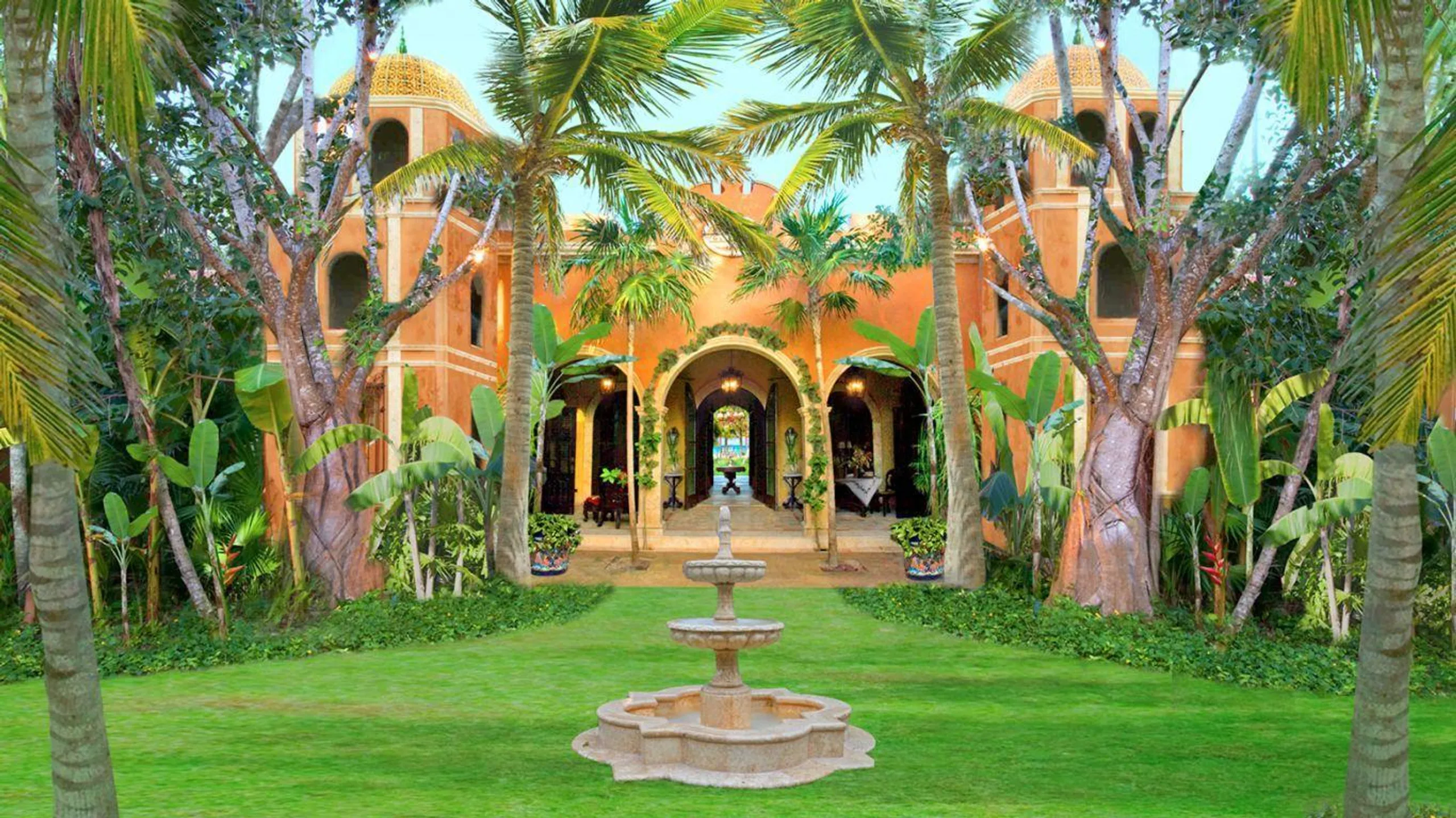 Tulum Grand Enchanting Estate with Private Pool and for Unforgettable Lush Grounds, Sian Kaan