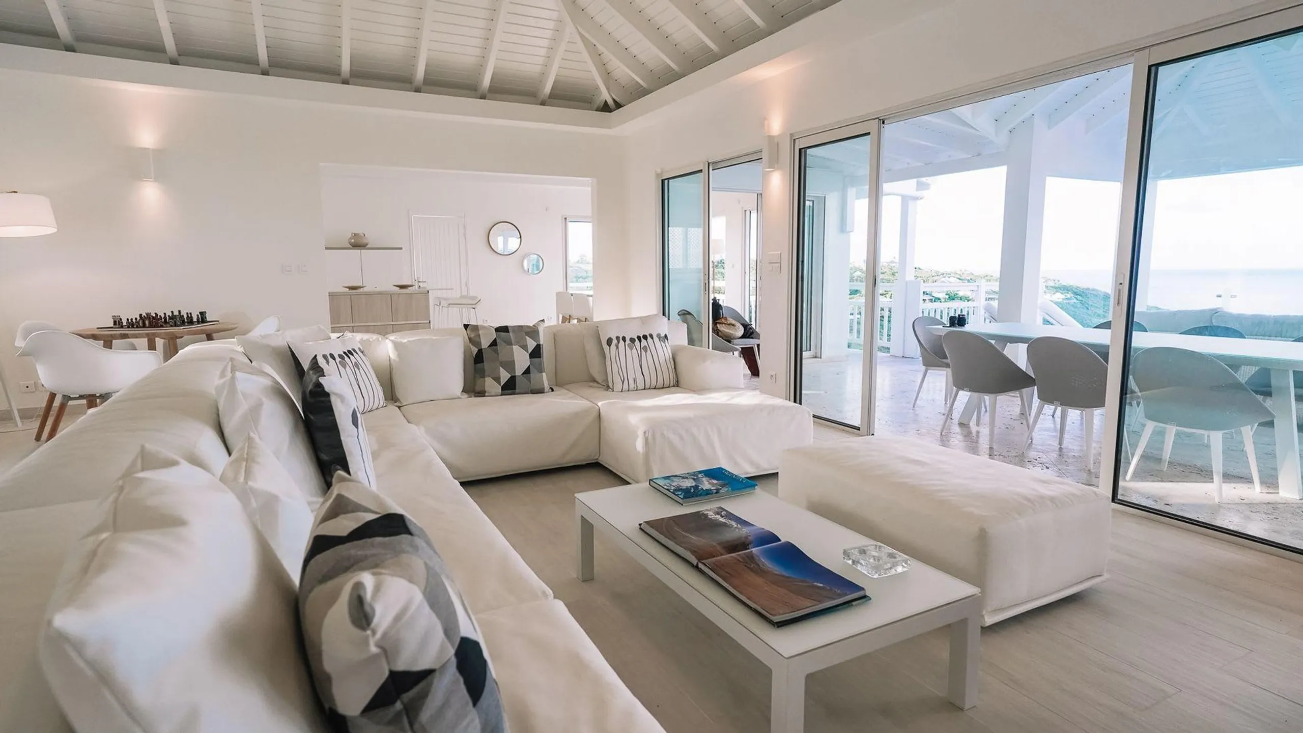 Opulent Hillside Sanctuary Overlooking the Bay and Grand Cul de Sac Lagoon — photograph 8
