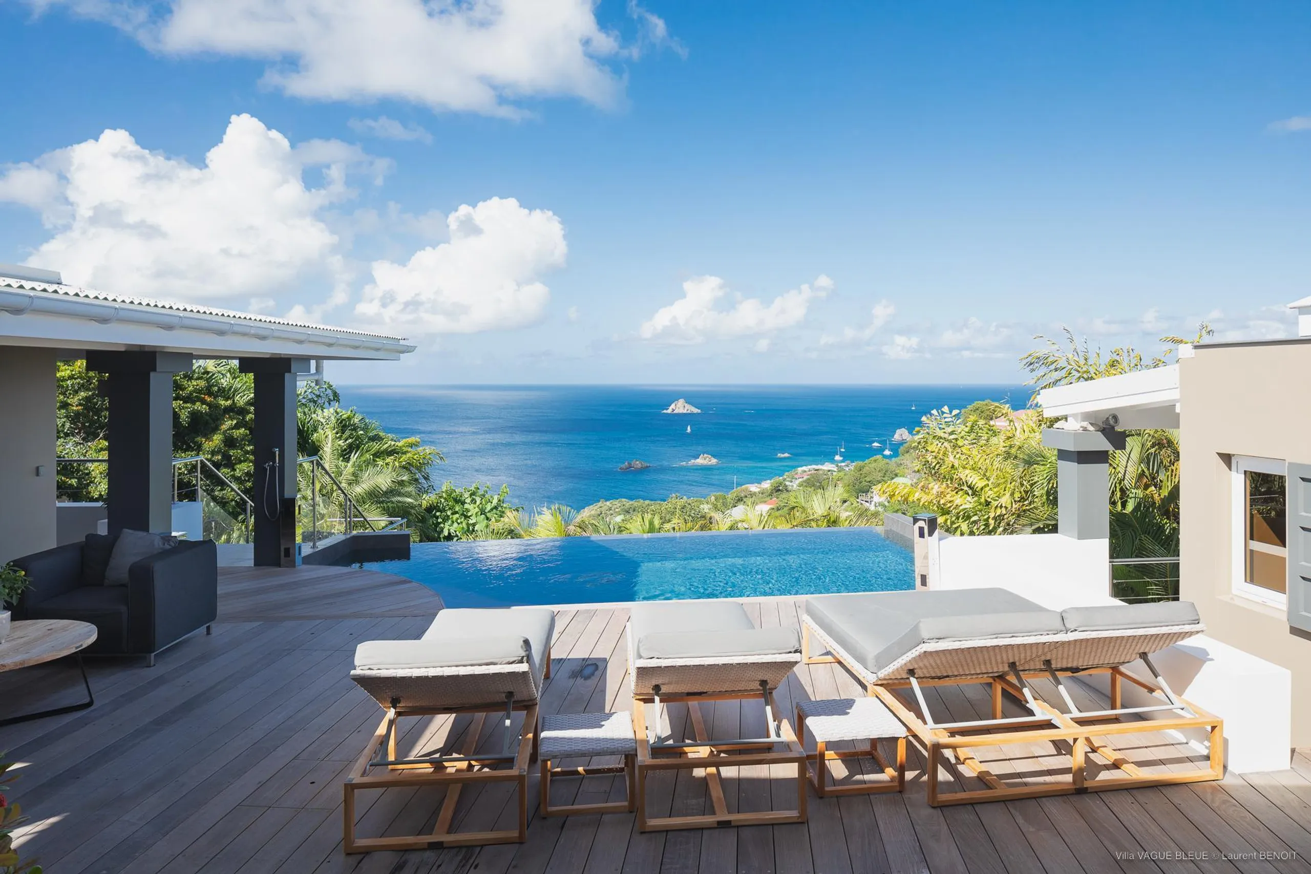 Breathtaking Paradise View Villa with Private Pool and Seaside Views — photograph 3