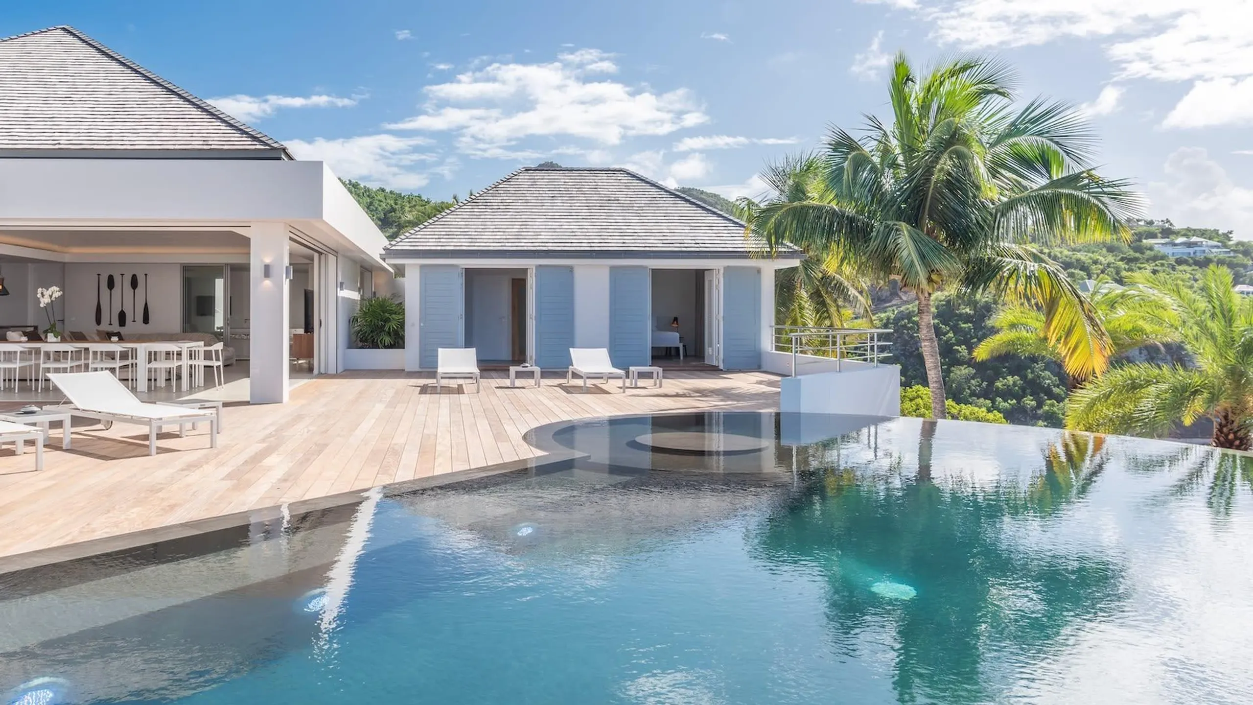 Grand Lagoon-View Villa with Heated Pool and Panoramic Views — photograph 3
