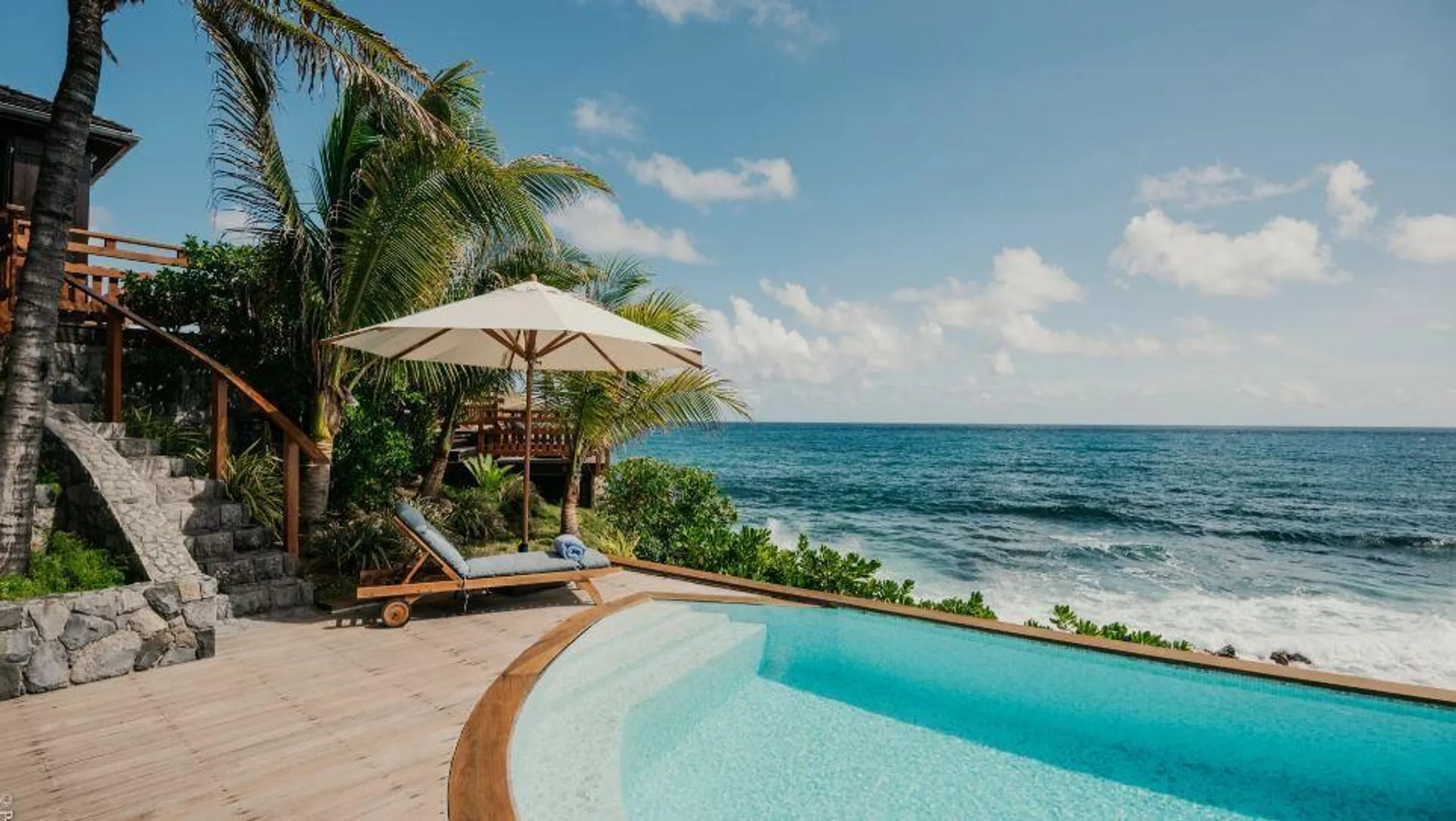 Serene Private Ocean View Villa with Heated Pool and Jacuzzi — photograph 10