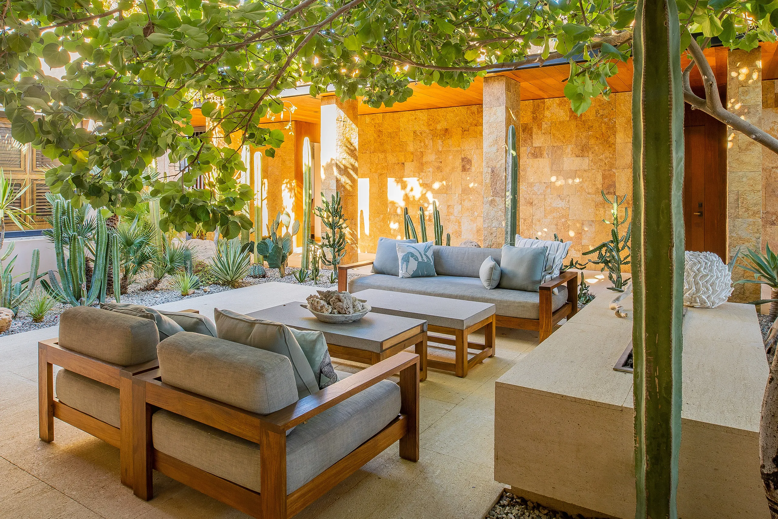 Architectural San Jose del Cabo Villa with Pool and Ocean Views — photograph 12