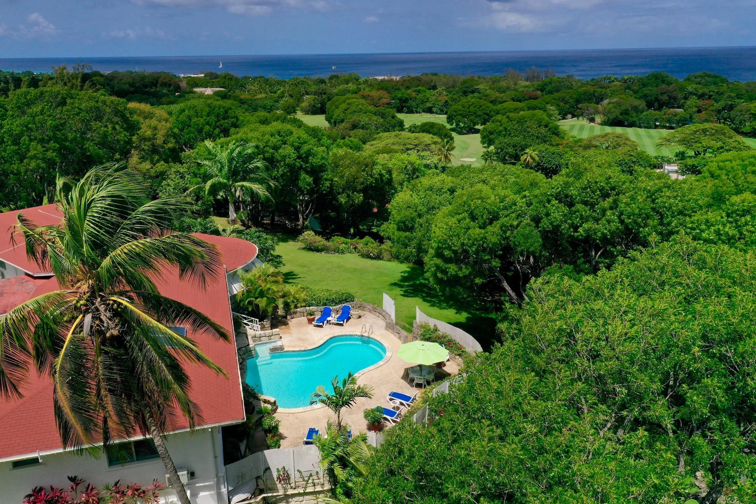 Sandy Lane's Colonial Styled Villa with Beach and Golf Course Access — photograph 9