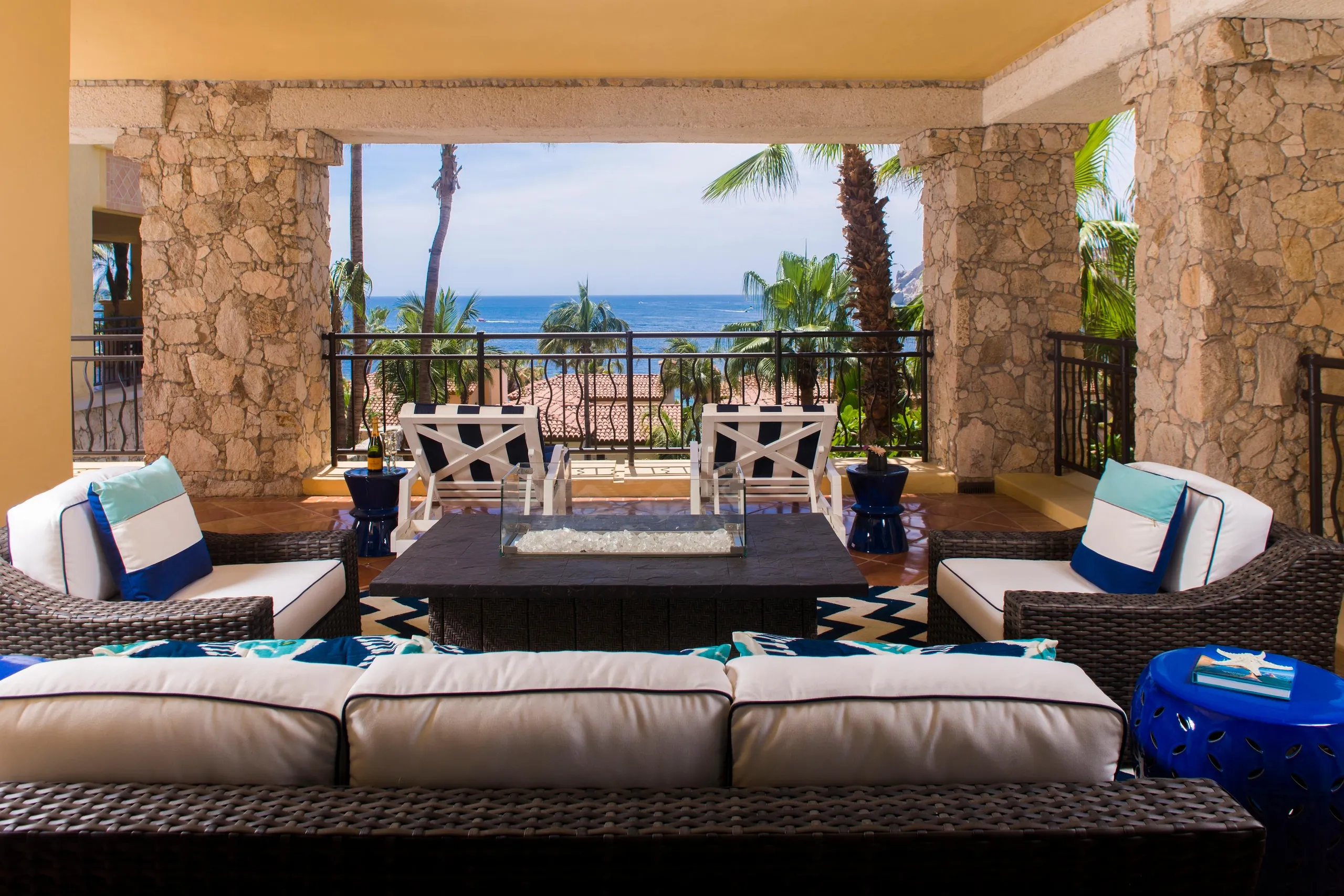 Penthouse Luxury Living with Stunning Views of the Sea of Cortez, Hacienda