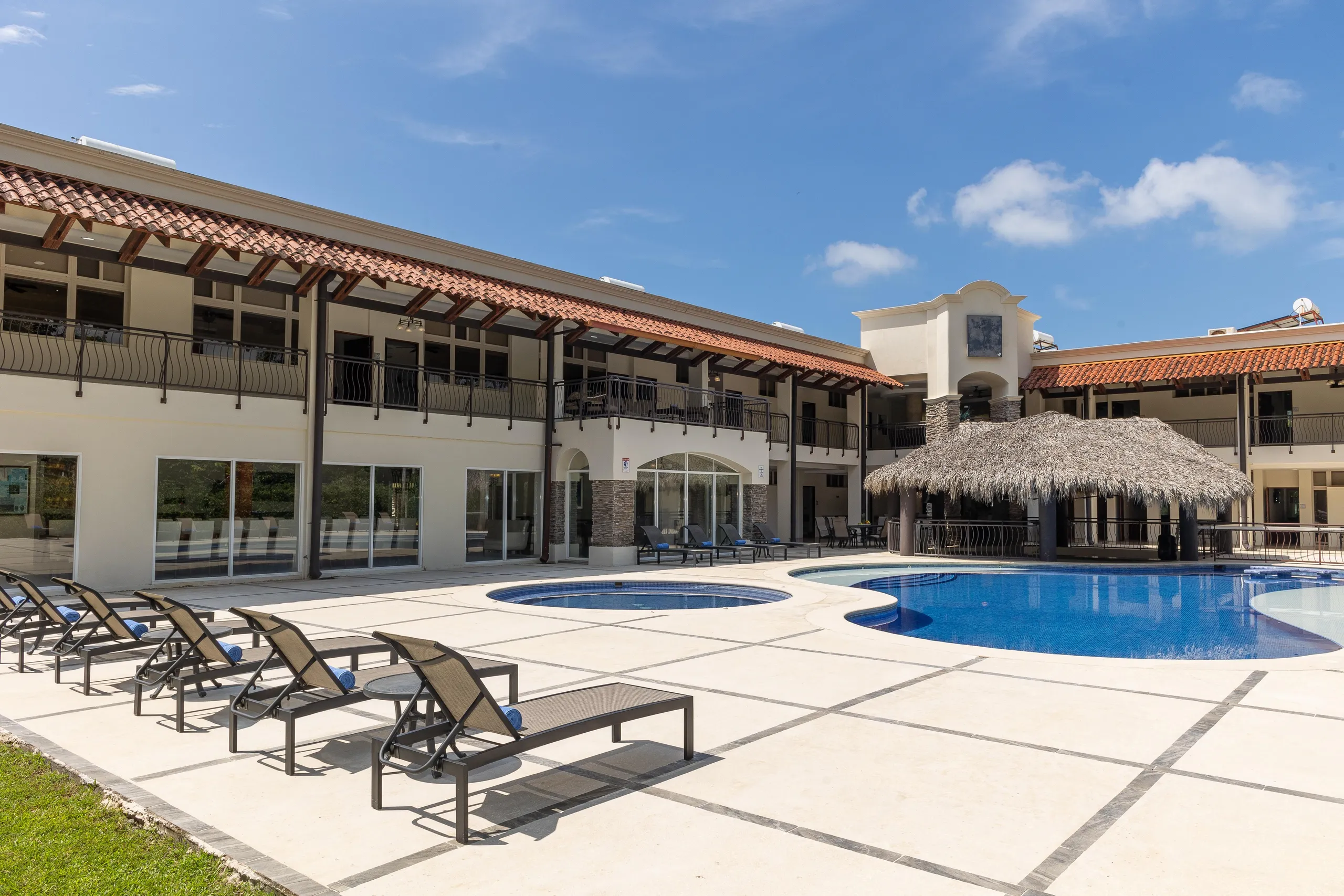 Grand Puntarenas Luxury Villa with Private Resort-style Pool — photograph 12