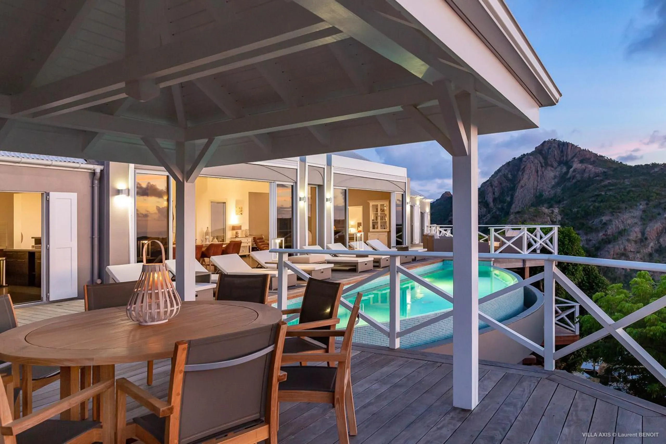 Exceptional Bay View Villa with Private Pool and Gazebo, Petite Saline