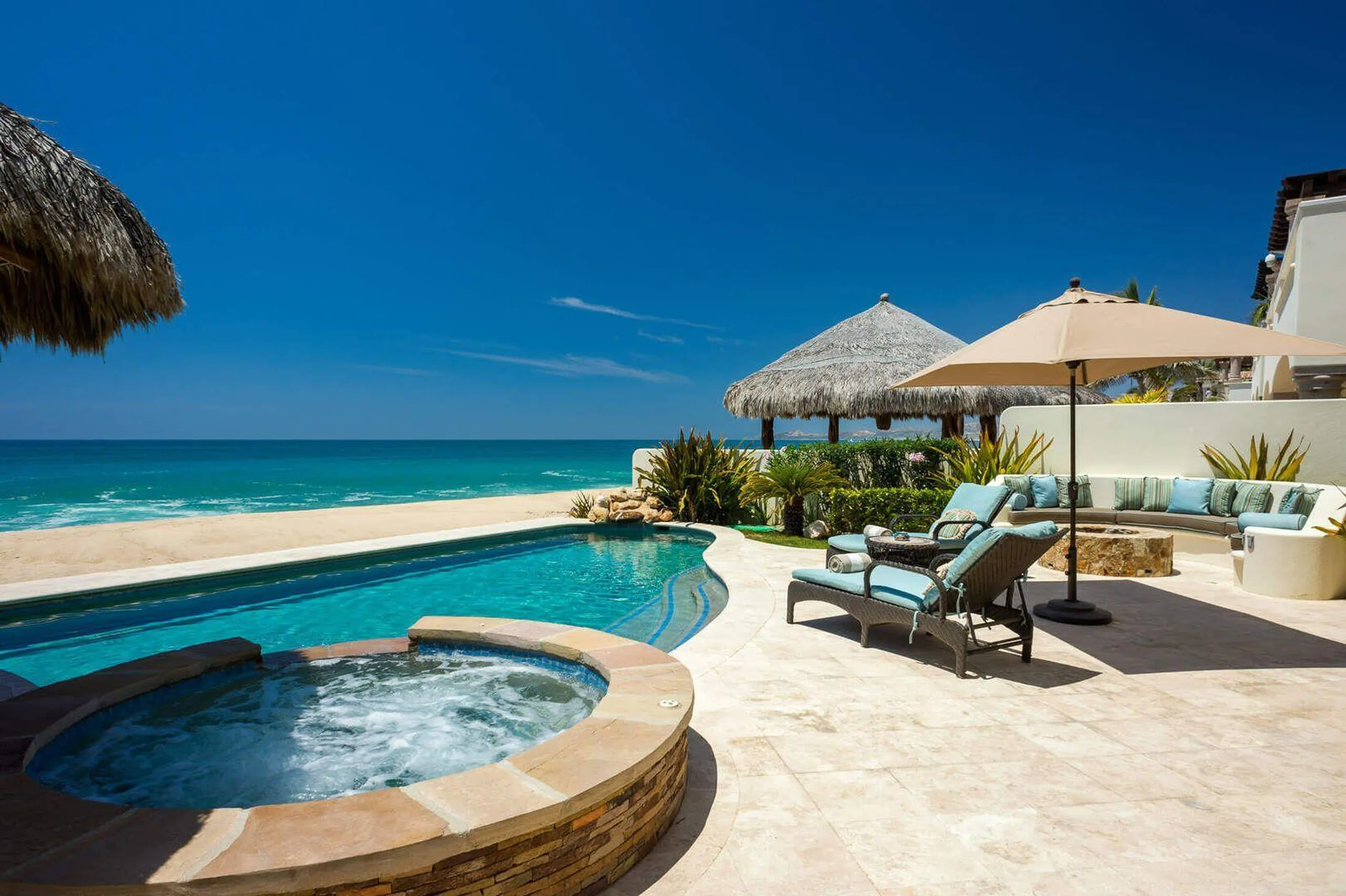 Beachfront Elegance Luxury Villa in Los Cabos — photograph 7